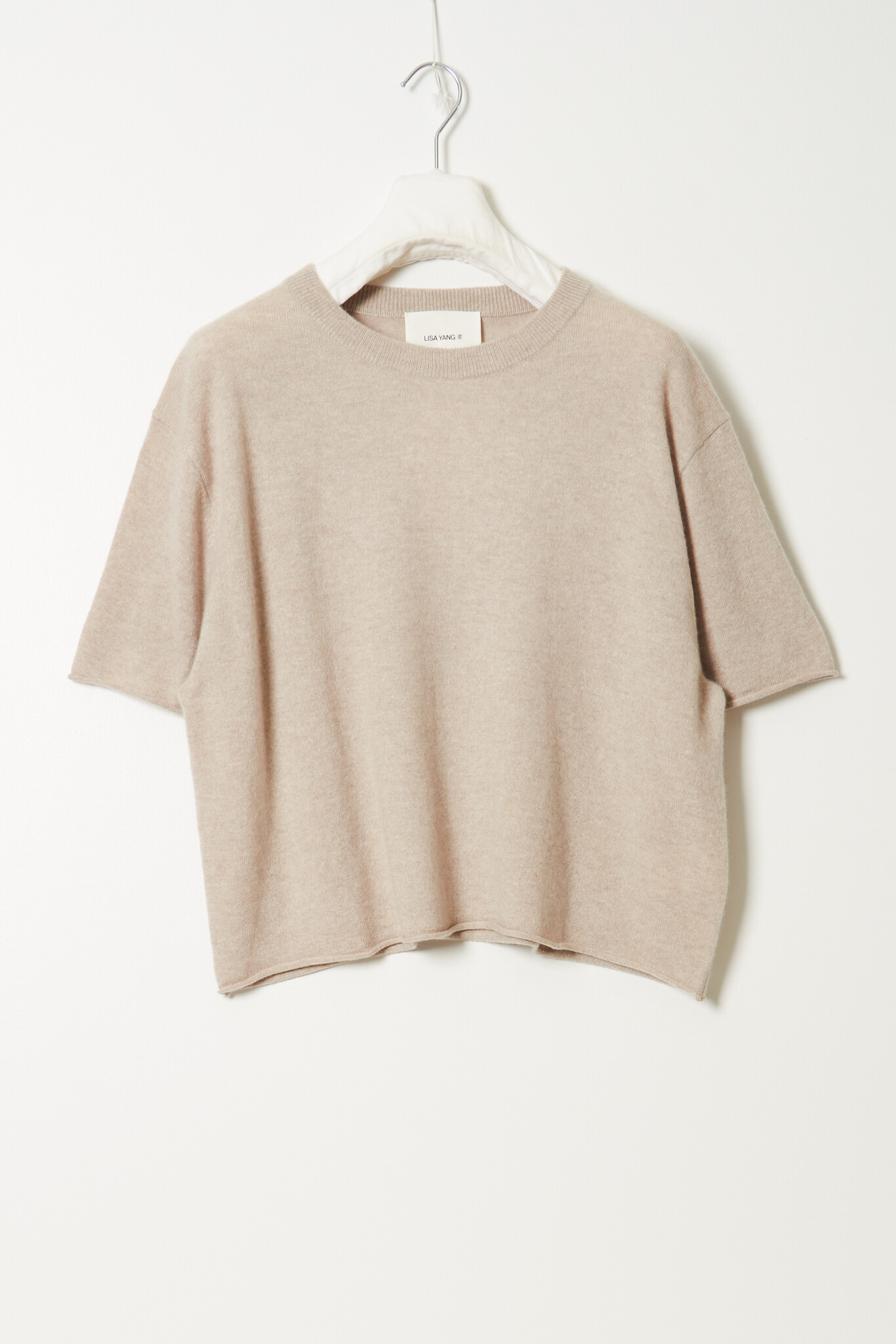 Lisa Yang - Cila T-Shirt