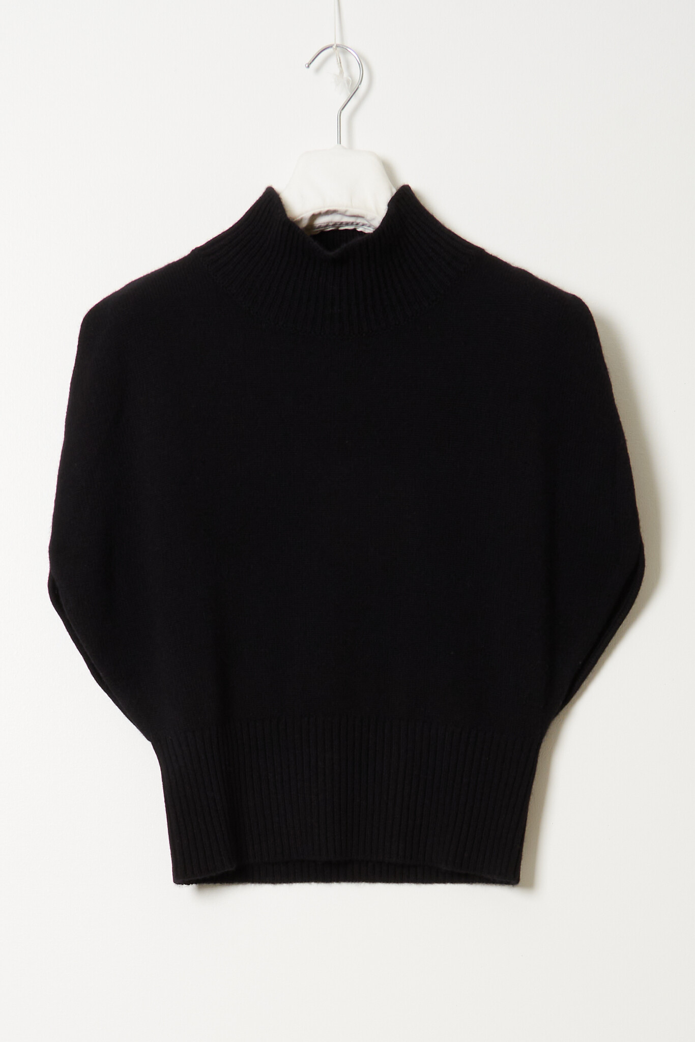 Lisa Yang - Zaya top