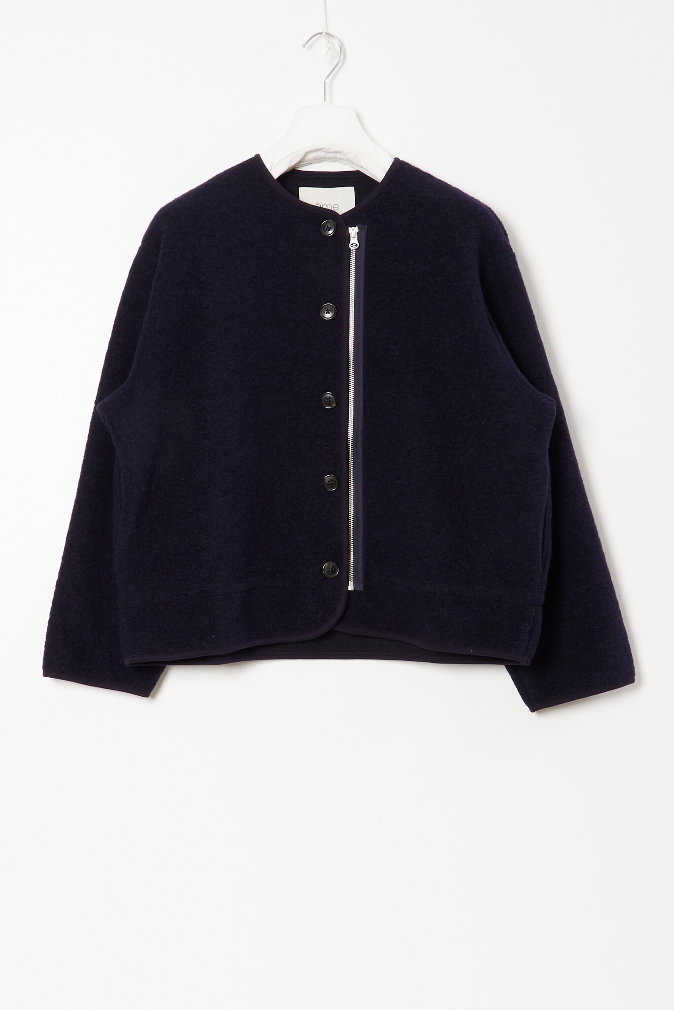 Need zipper buttons jacket