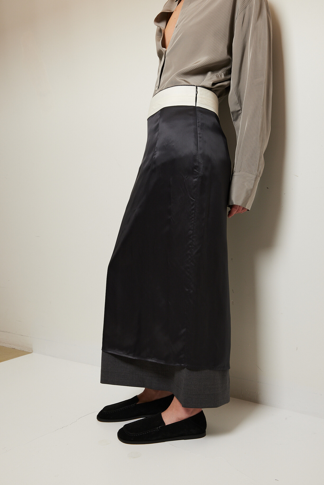 Róhe - Inside-out skirt