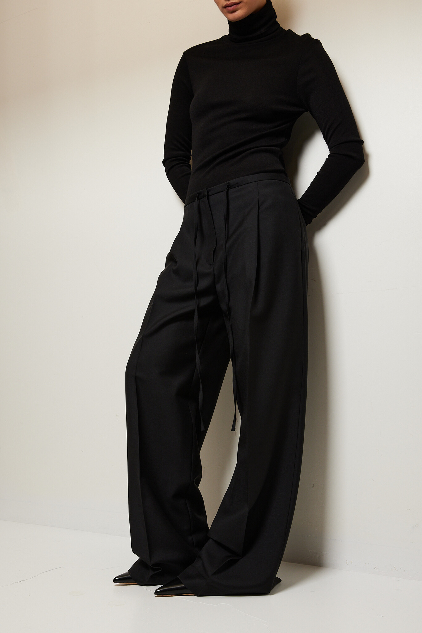 Róhe - Relaxed drawstring trousers