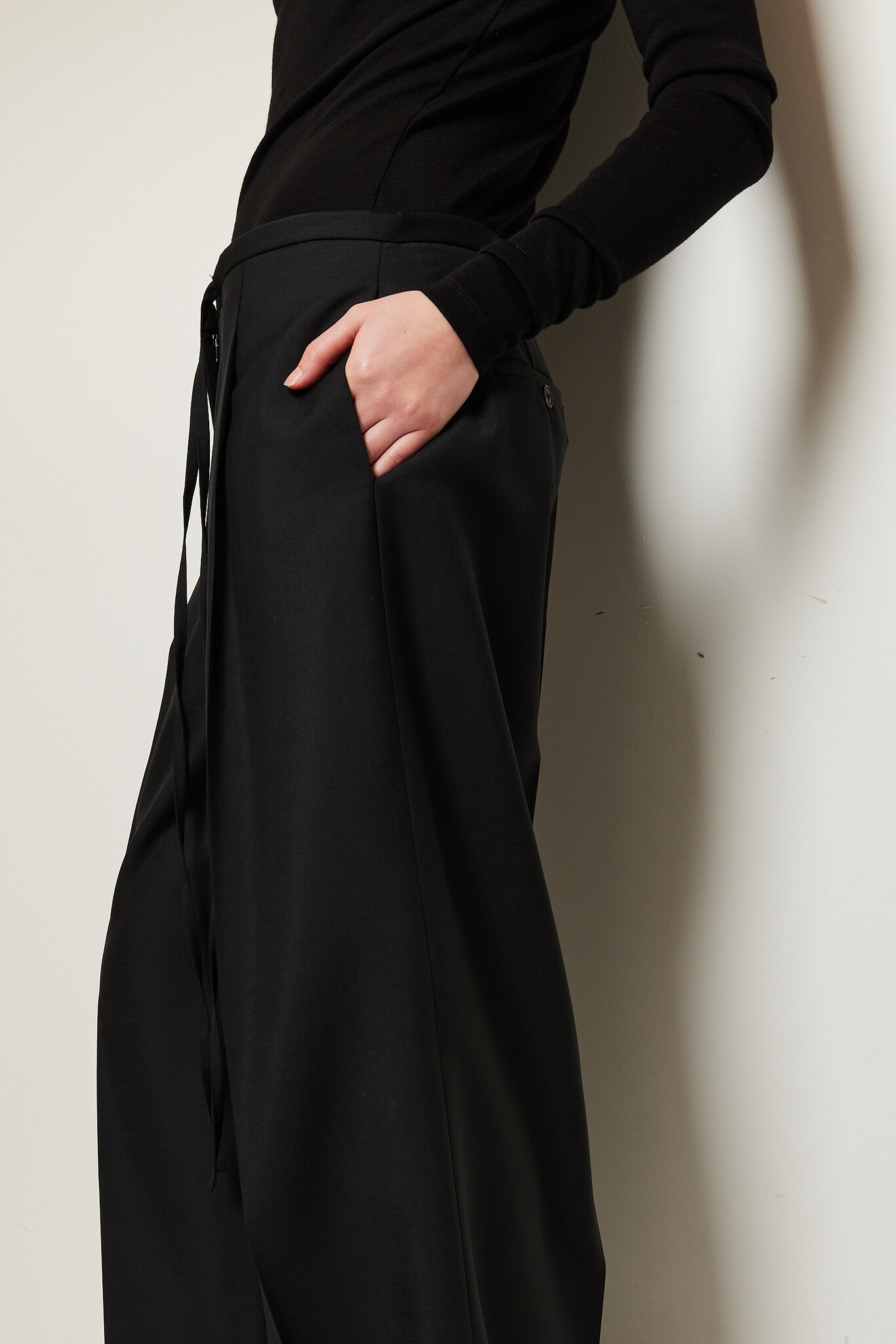 Róhe - Relaxed drawstring trousers