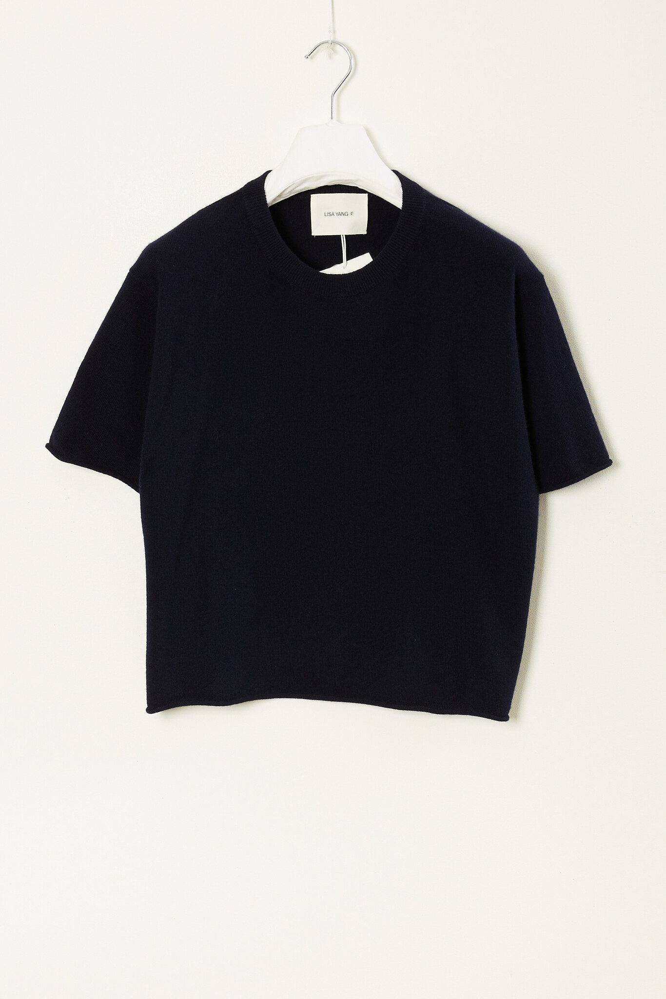 Lisa Yang - Cila T-Shirt