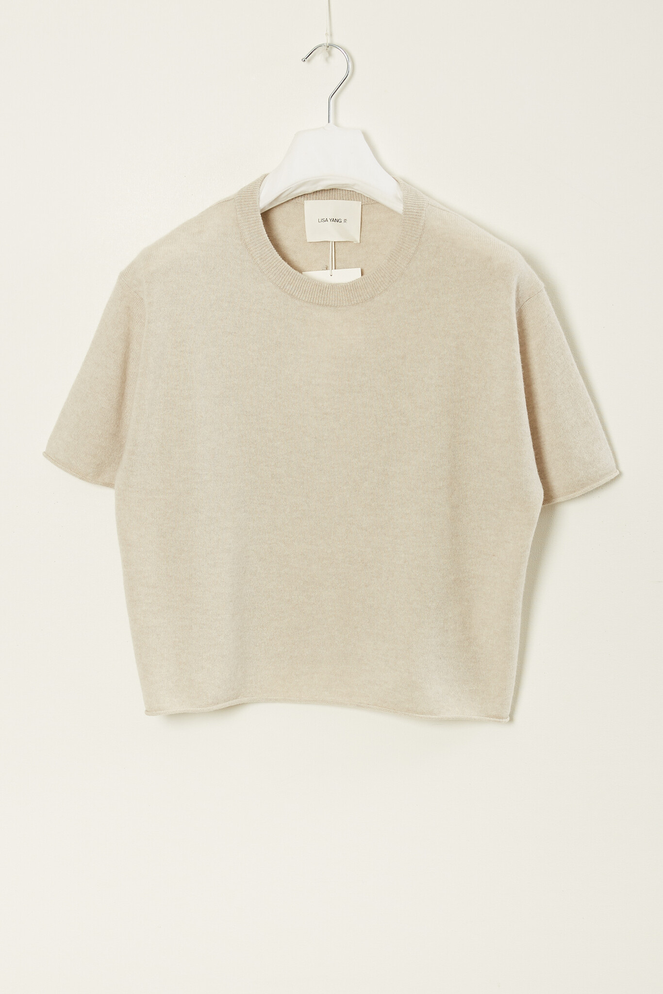 Lisa Yang - Cila T-Shirt