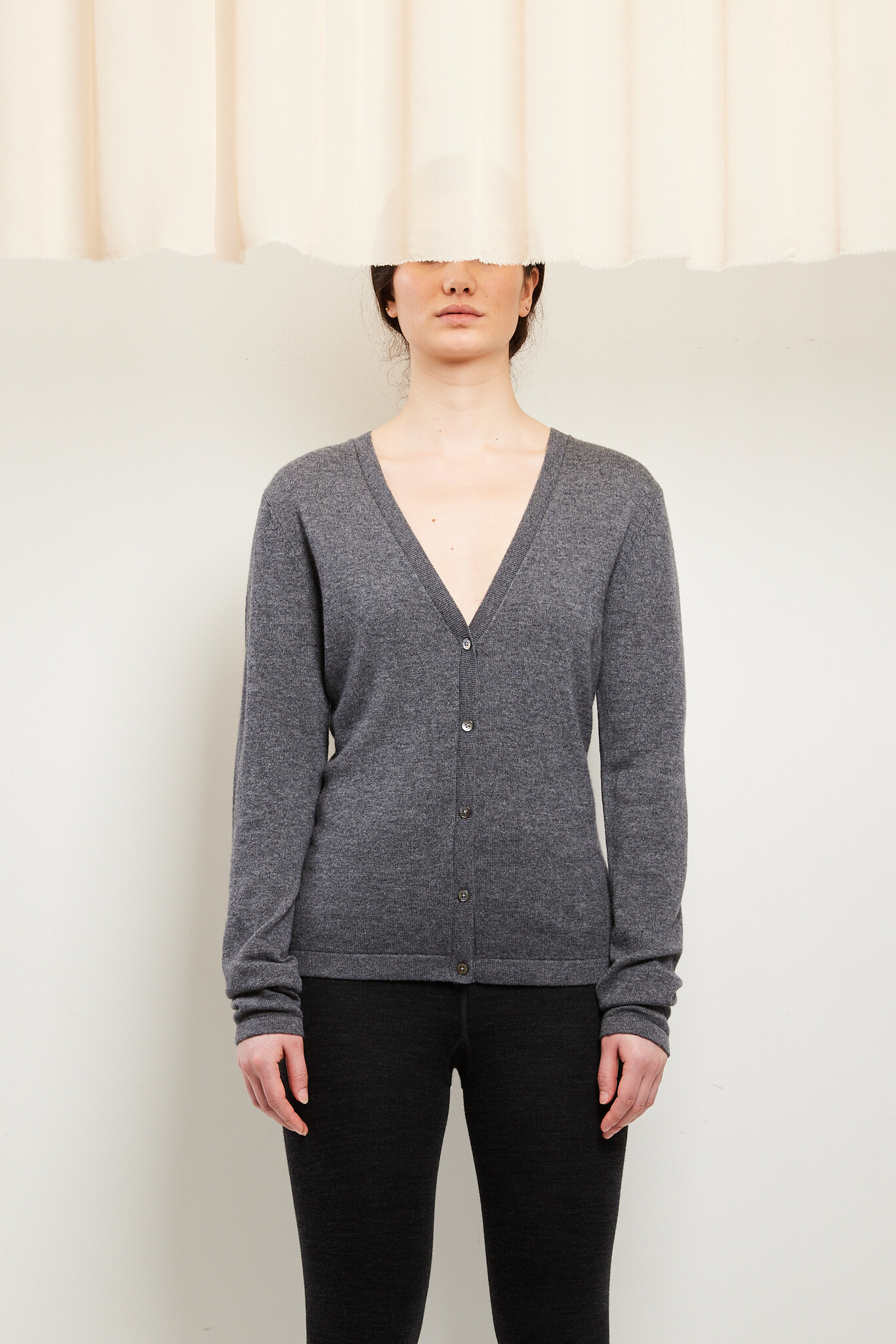 Rhea Rhea182 wool cashmere  V cardigan