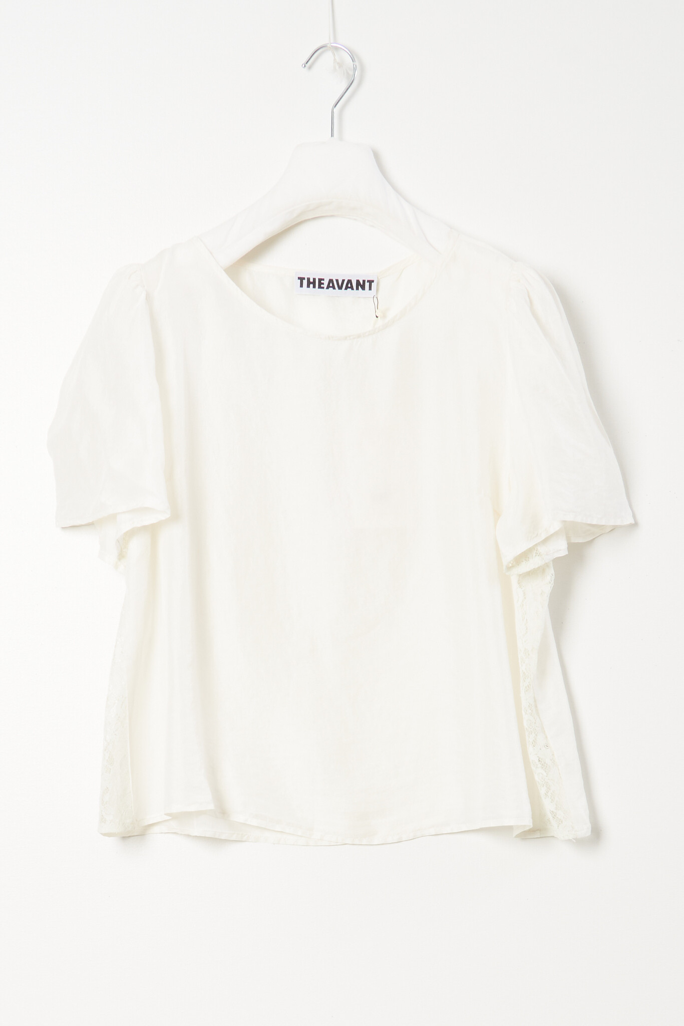 The Avant - La fille lace top