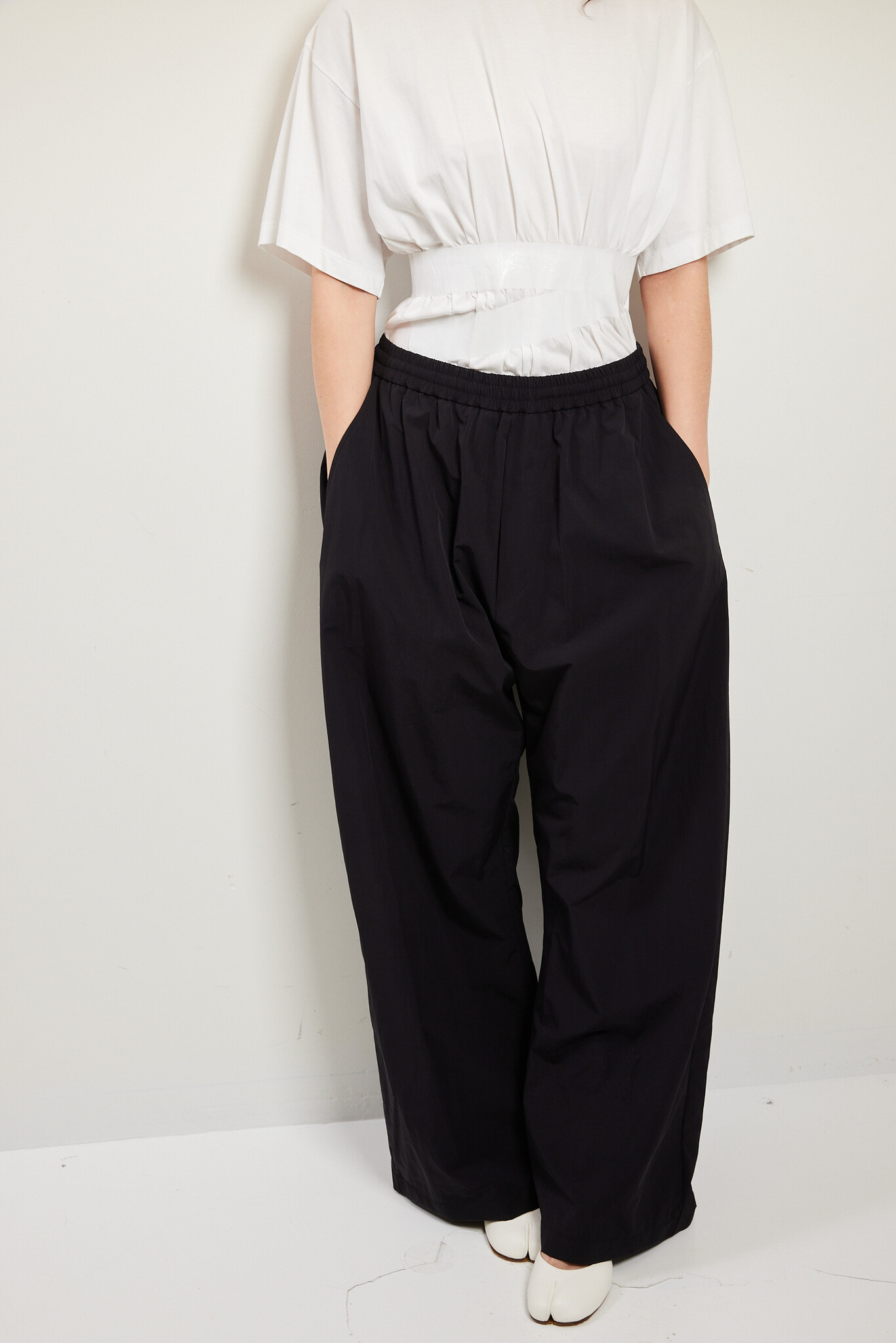 MM6 - S52KA0542M35732 pants