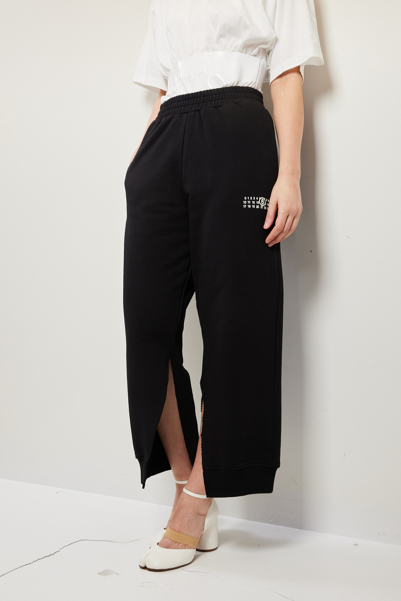 MM6 - S52KA0546M25025 jogger