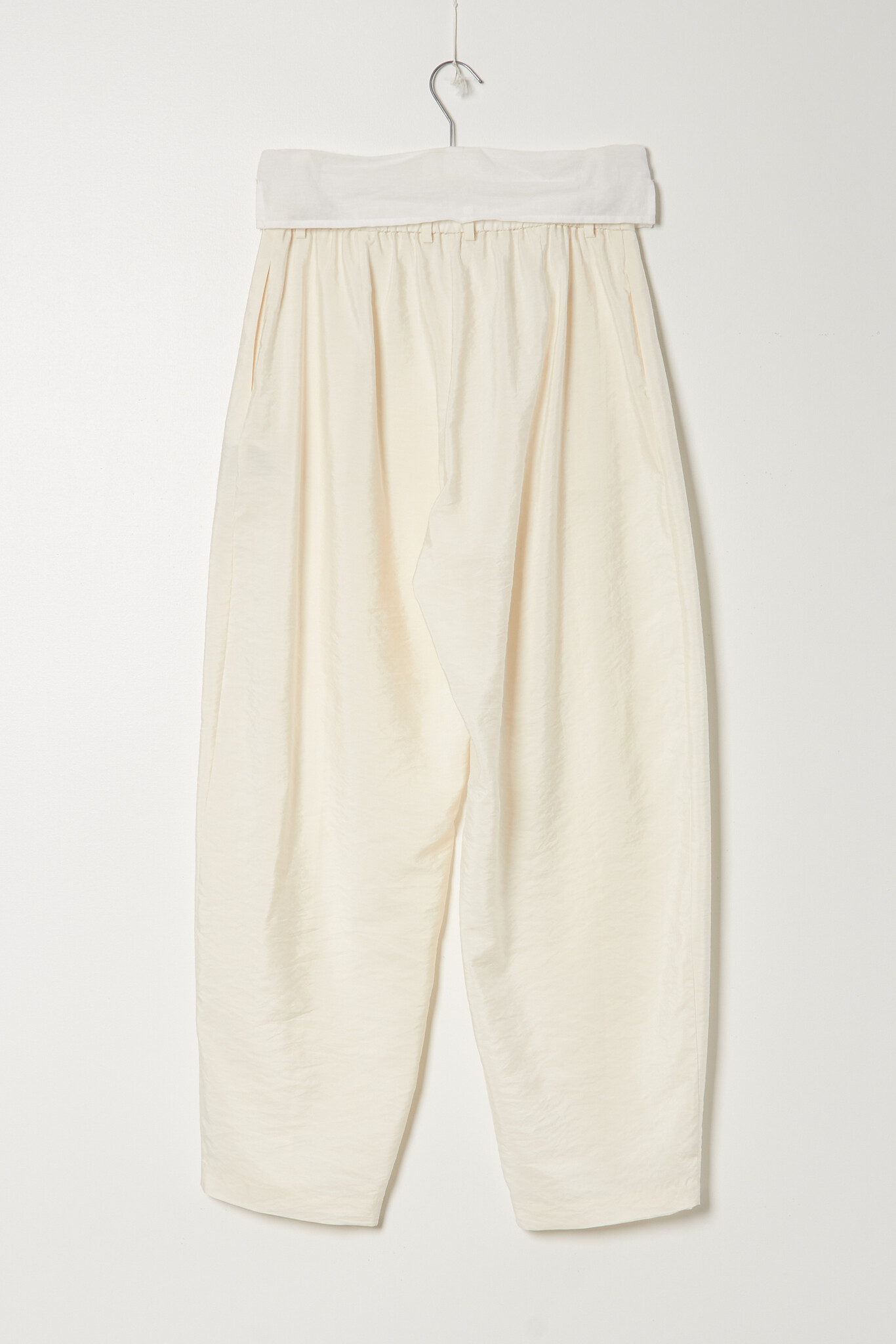 Cordera - Silk barrel pants