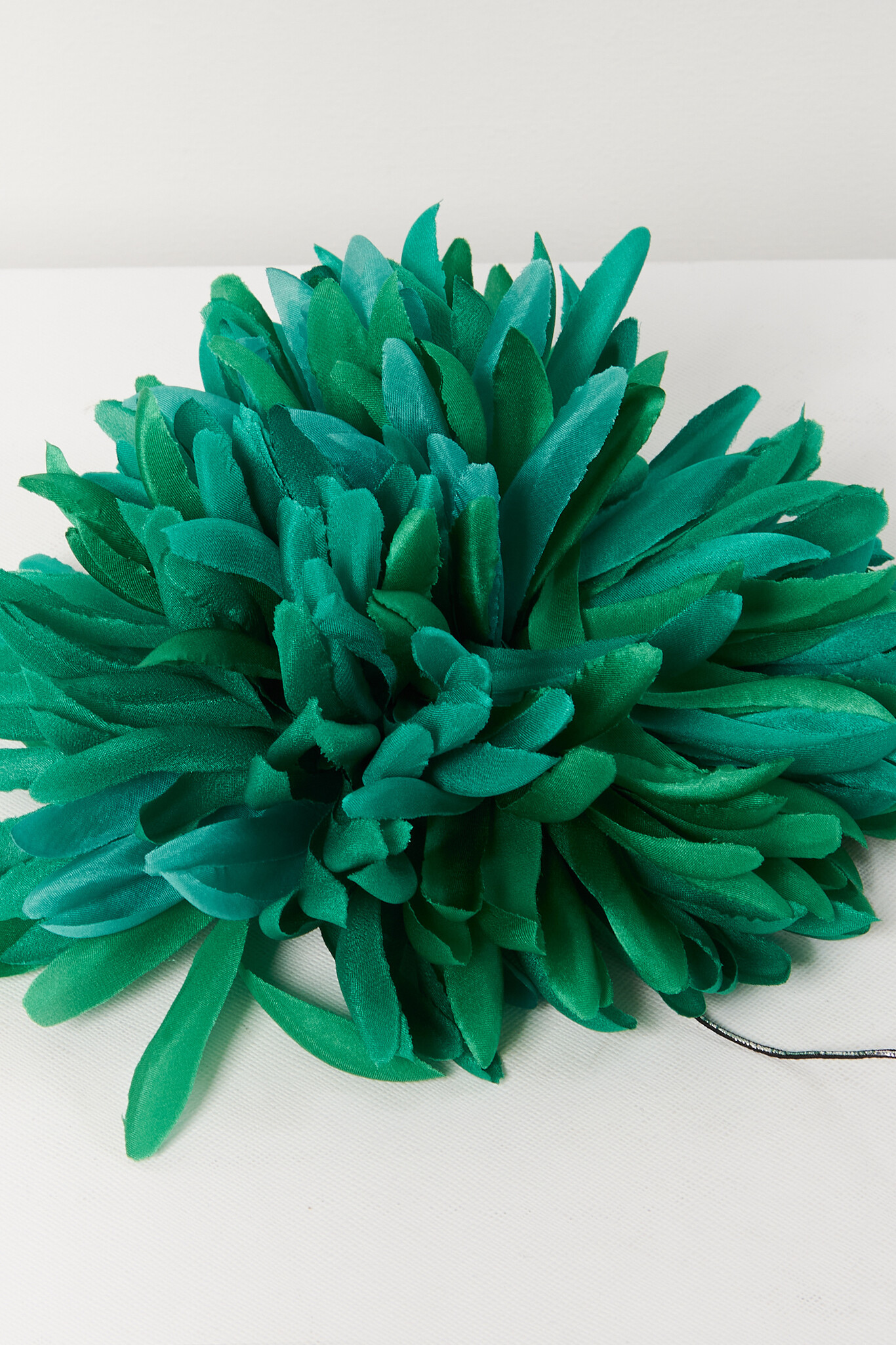 inDRESS - Nicole recycled silk brooch