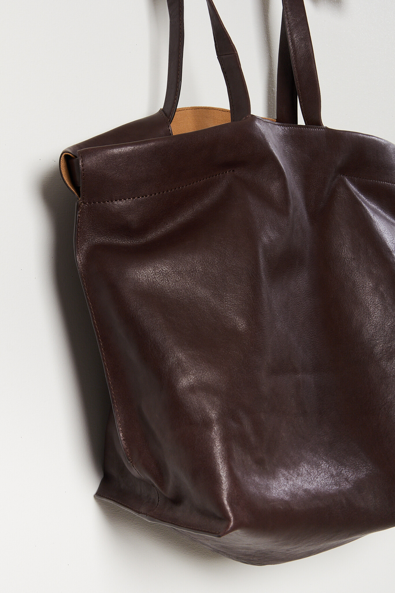 Bea Mombaers - Shopper East West tumbled