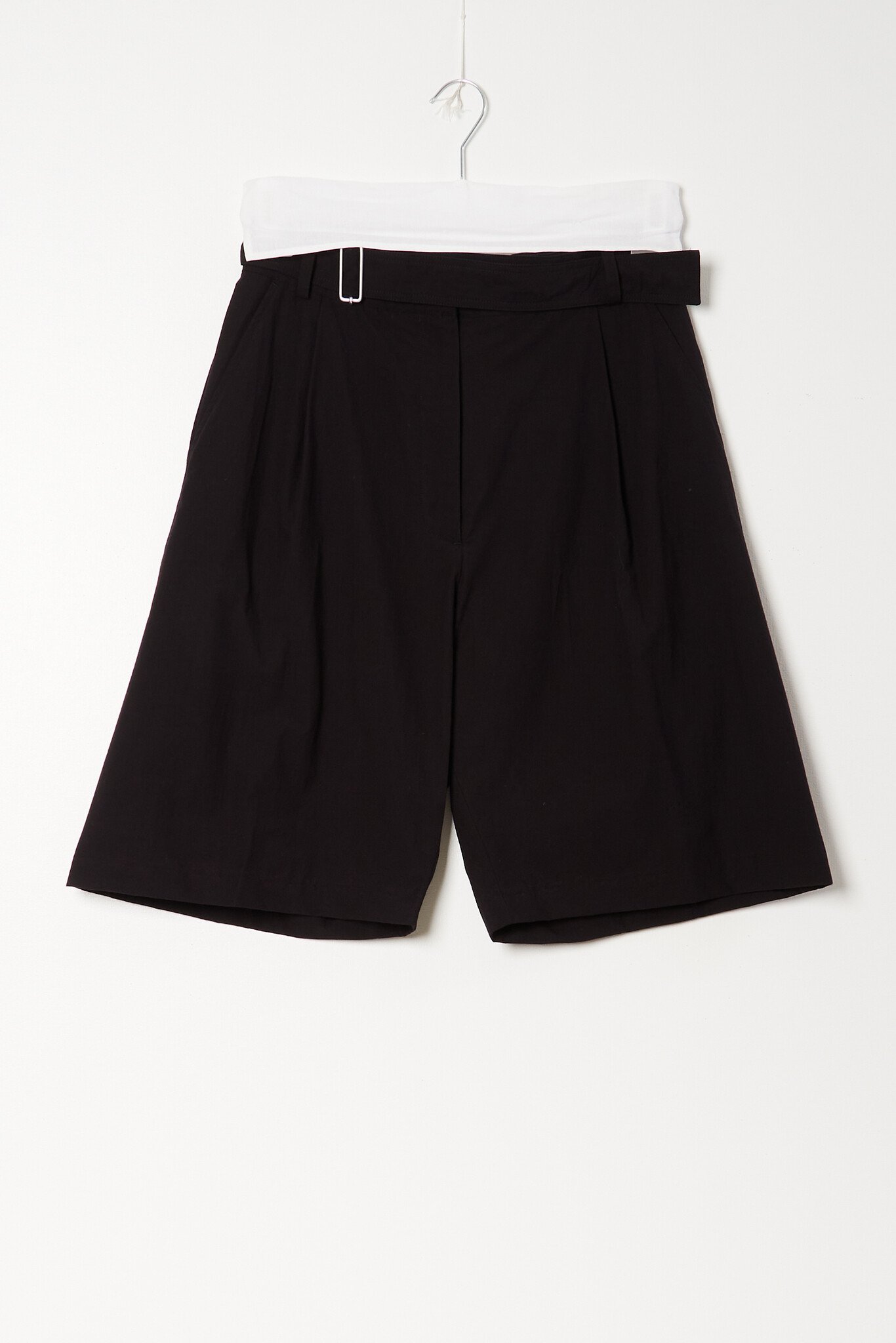Studio Nicholson - Creon belted pleated shorts