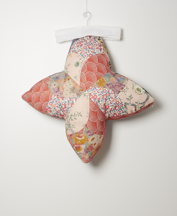 Wiener times - WW cushion cicendia fanfare