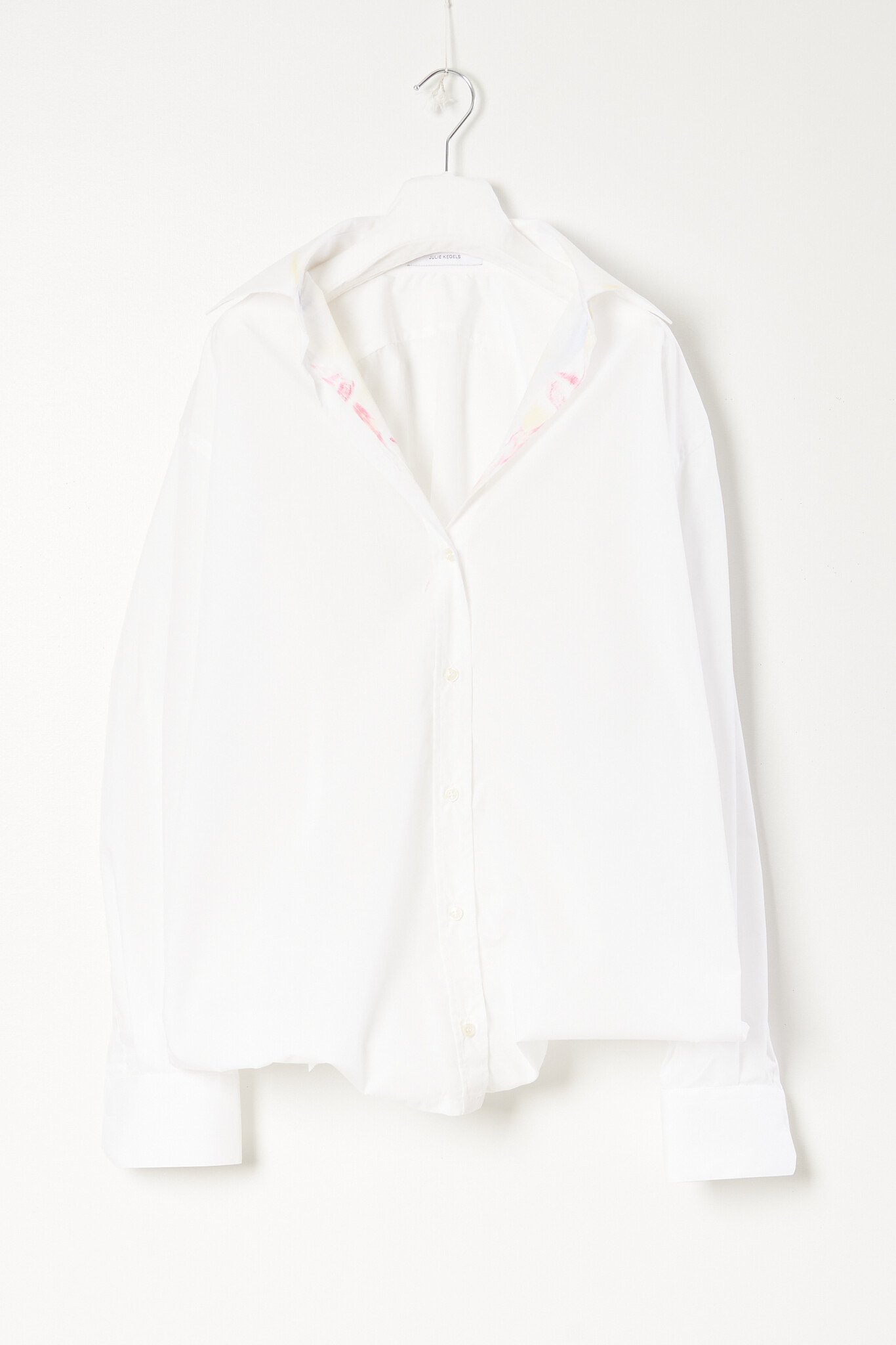 Julie Kegels - Cara make-up classic shirt