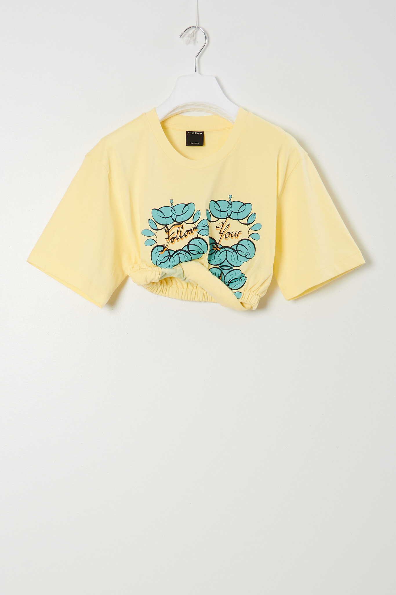 Meryll Rogge - Rolled up t-shirt