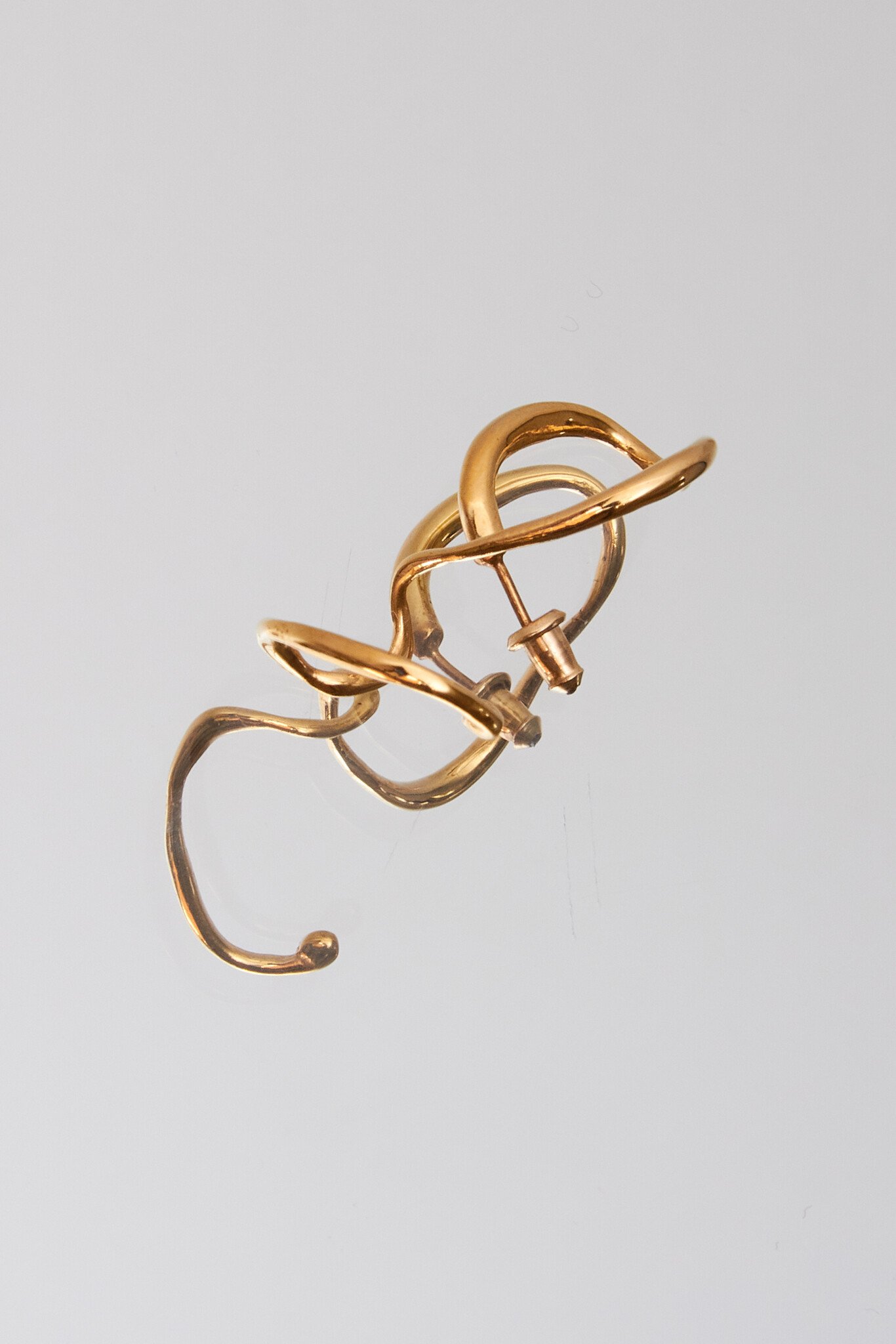  - Cursive earpiece single gold plated