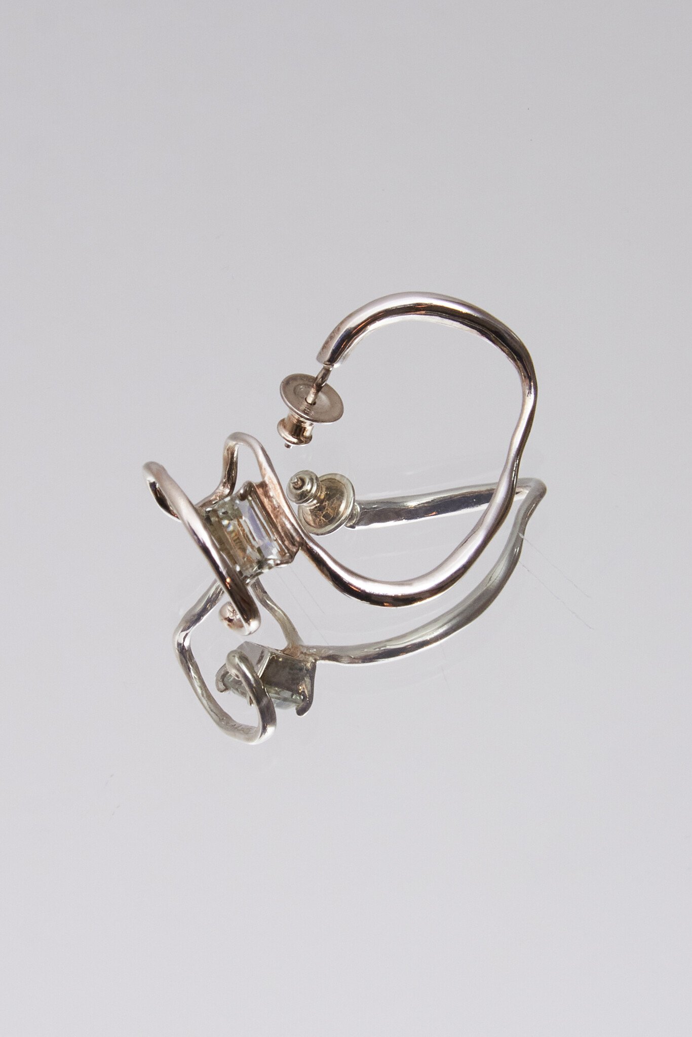  - Cursive gem earpiece single sterling