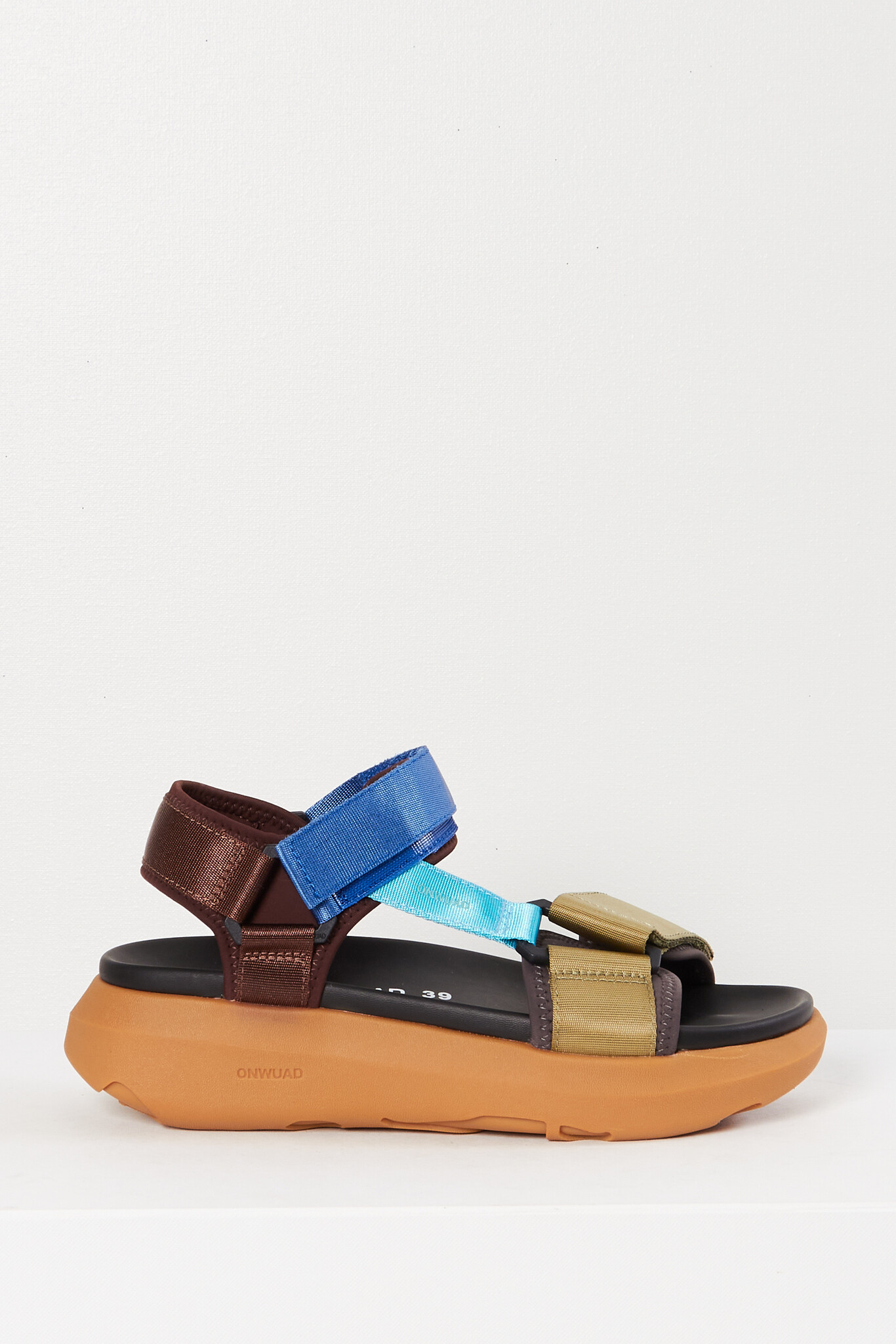Onwuad - Schon tech sandal