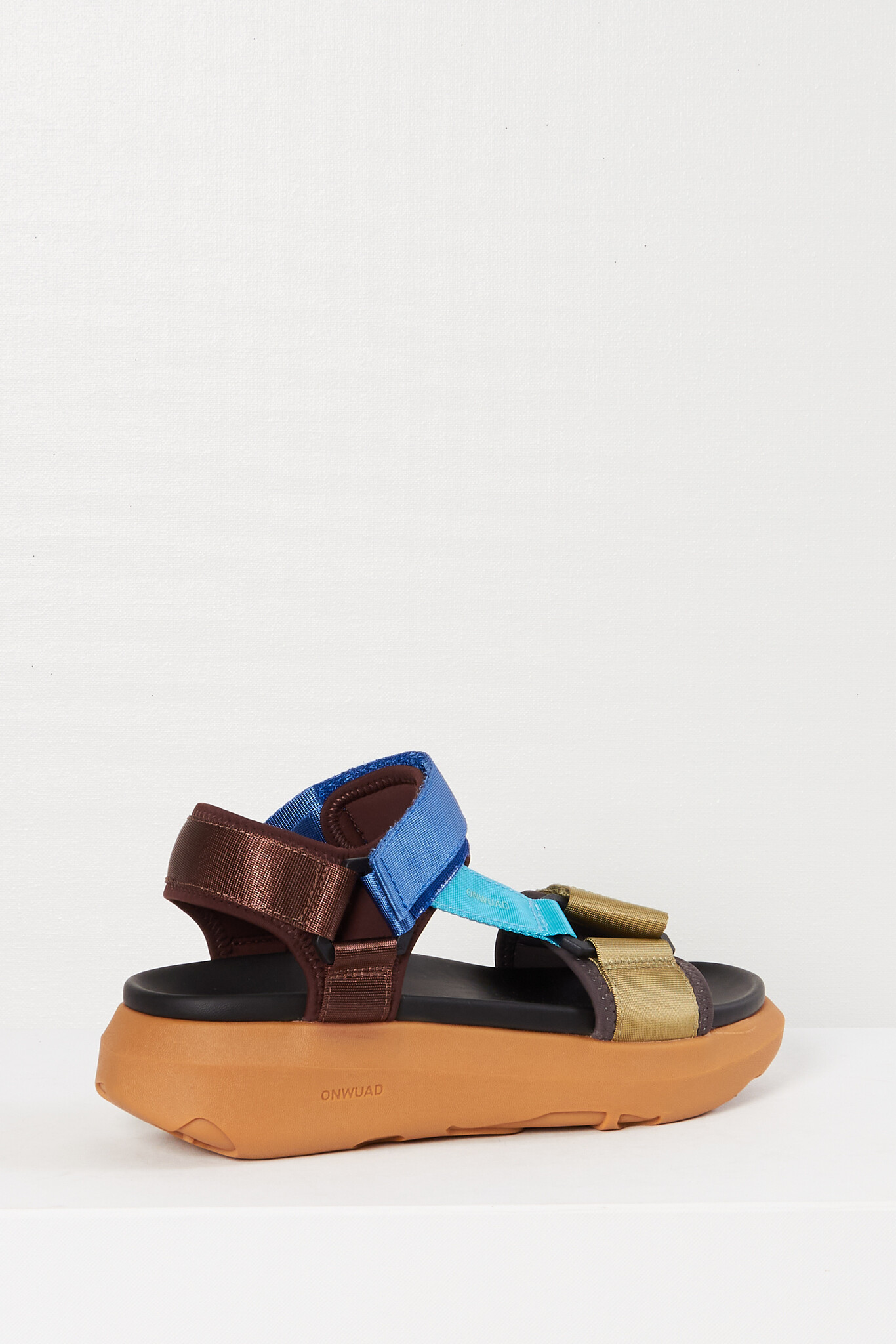Onwuad - Schon tech sandal