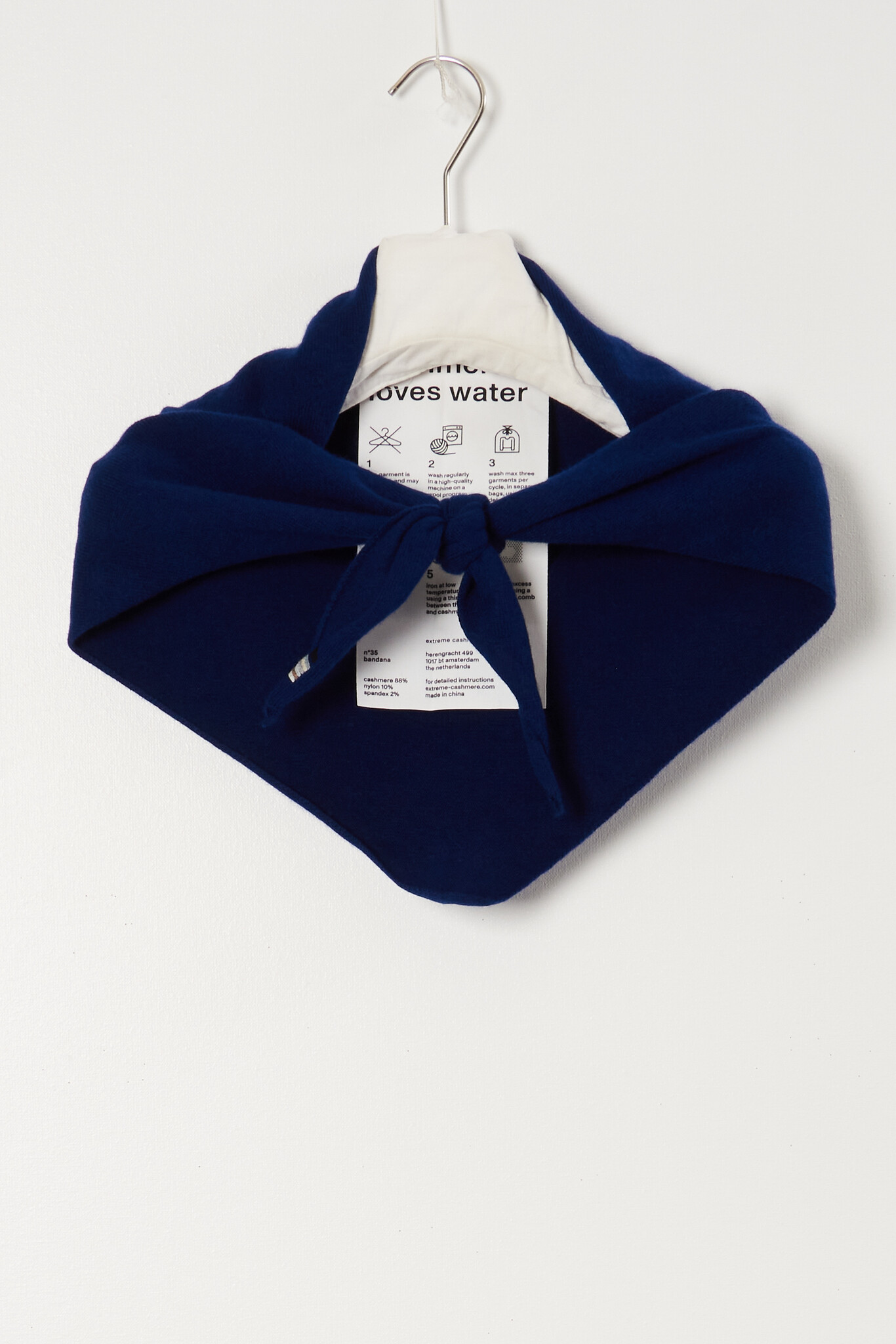 Extreme cashmere - n°35 bandana scarf