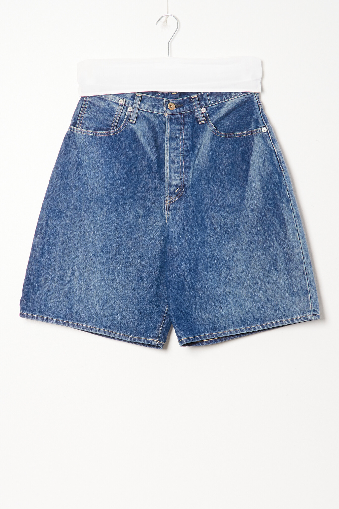 Kuro - Structured shorts