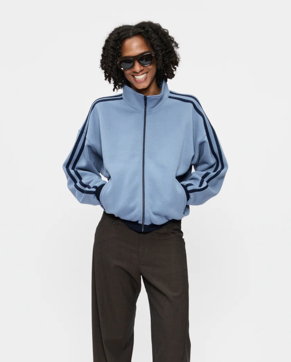 6397 - Fleecy track zip up