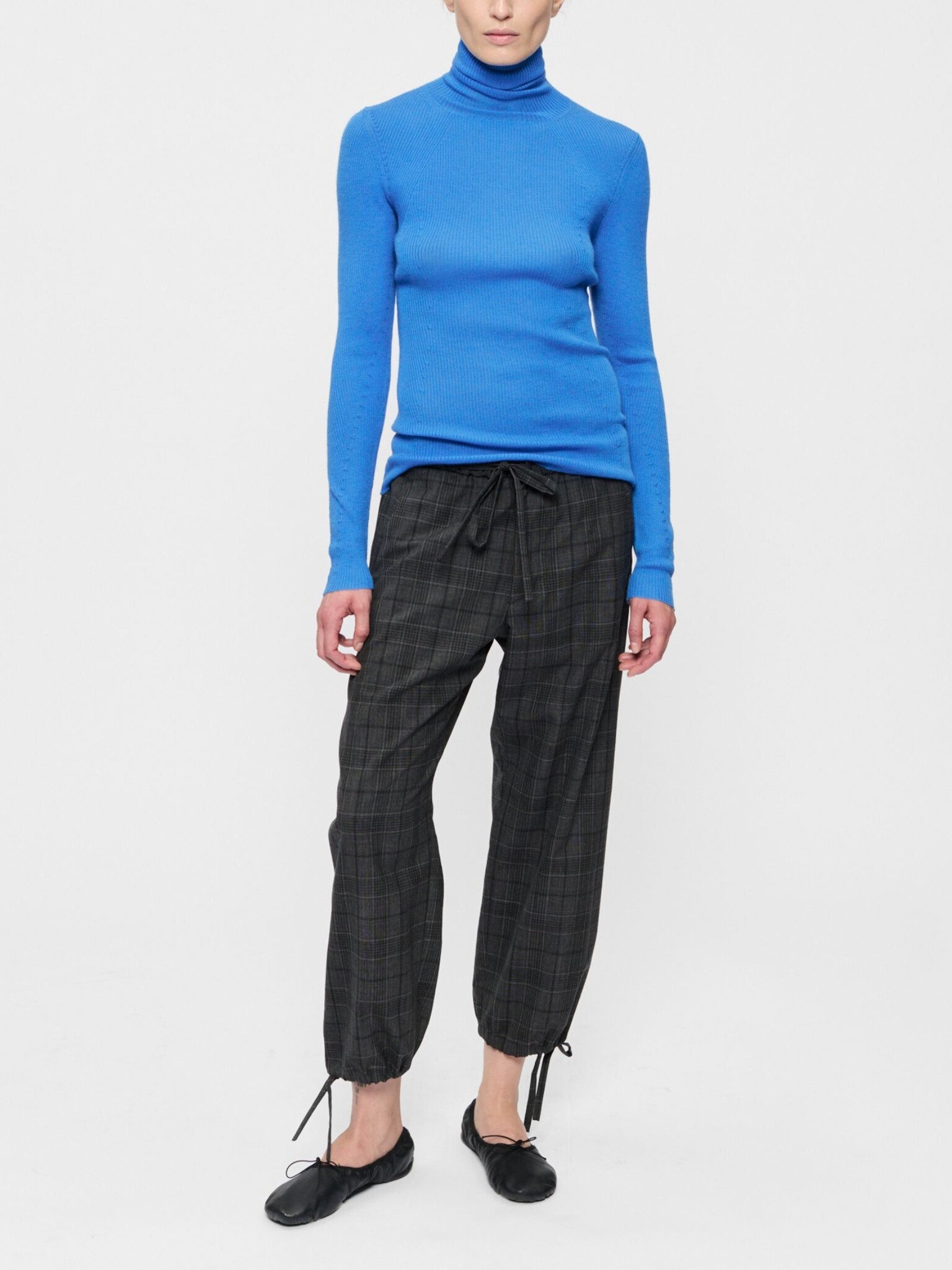 6397 - Ribbed turtleneck