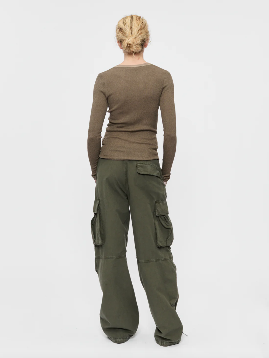 6397 - Worn cargo