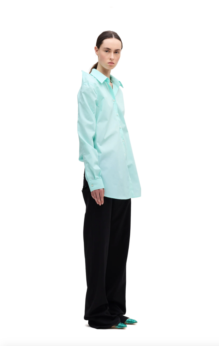 Julie Kegels - Claudette lifted shoulders shirt