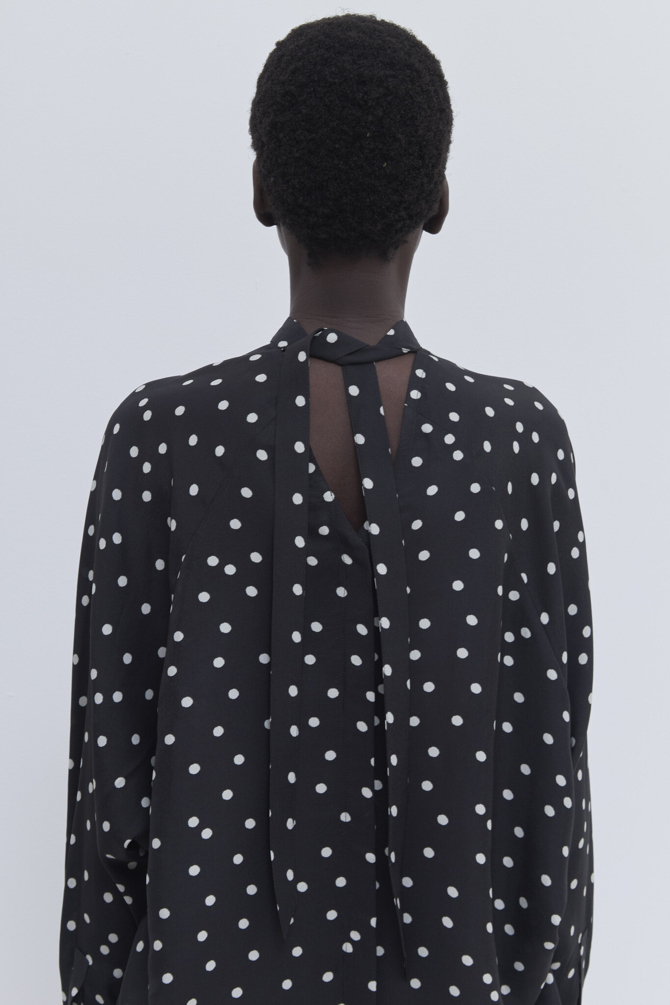  - Tuvra batwing sleeve top