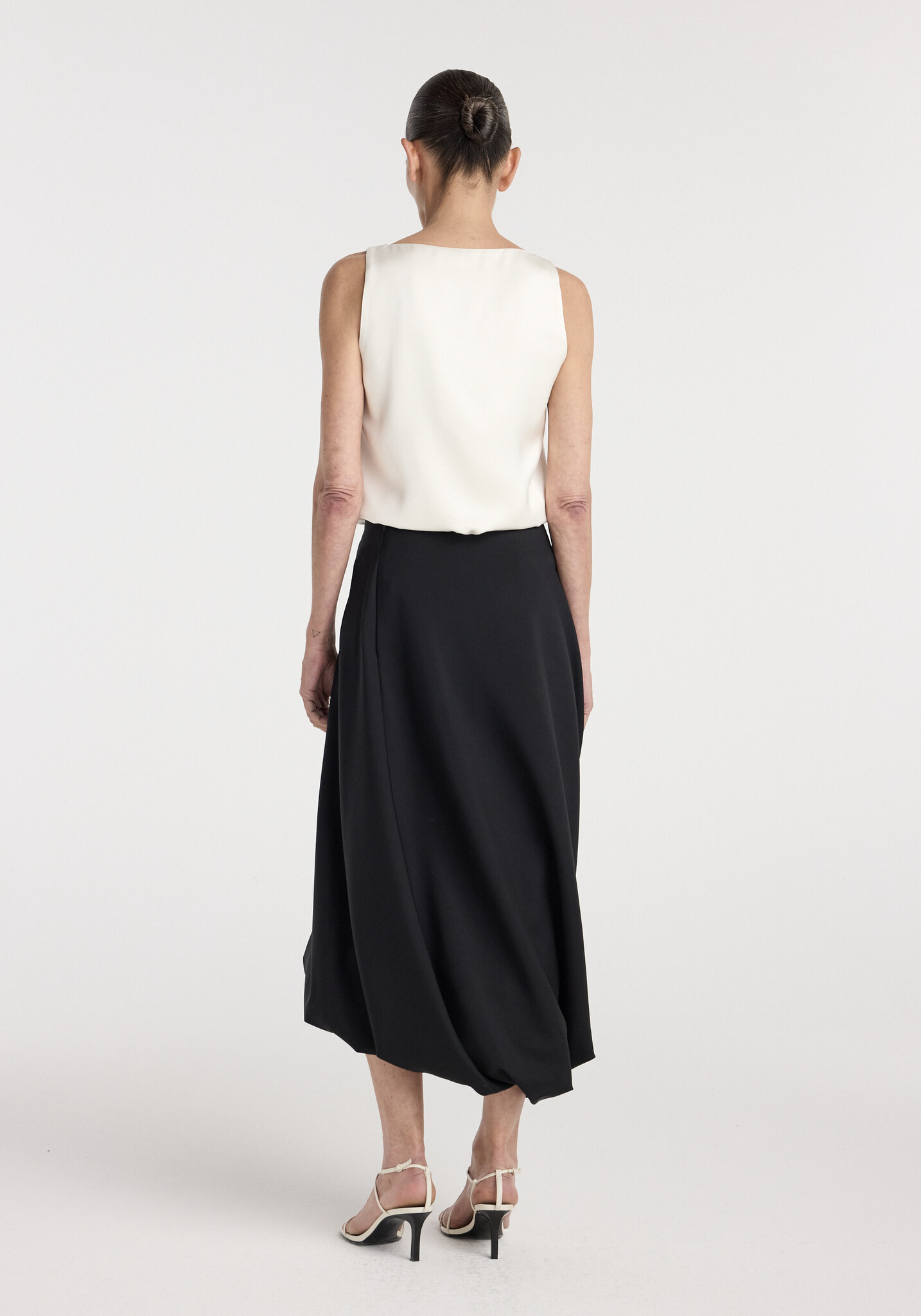 Róhe - Twisted skirt