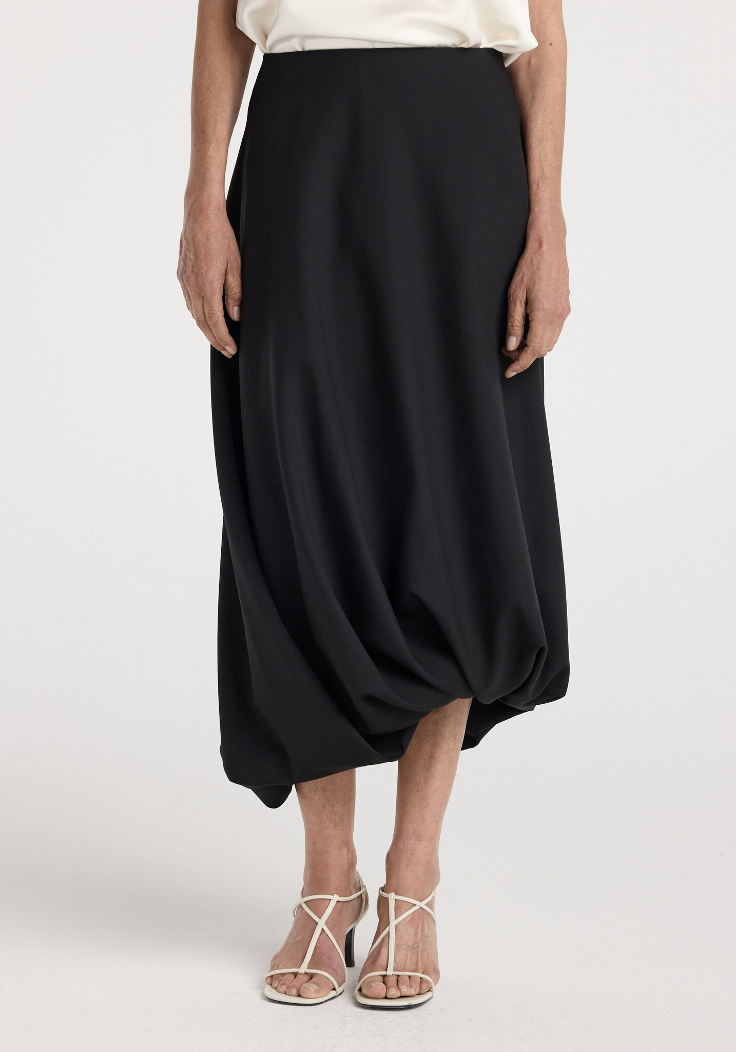 Róhe - Twisted skirt