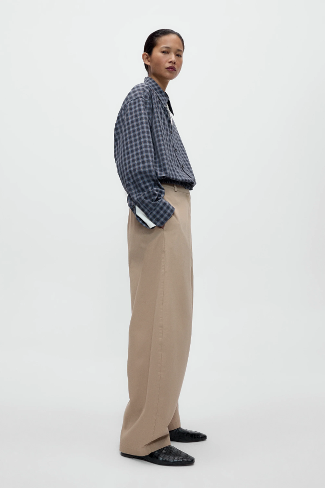 Cordera - Cotton curved pants