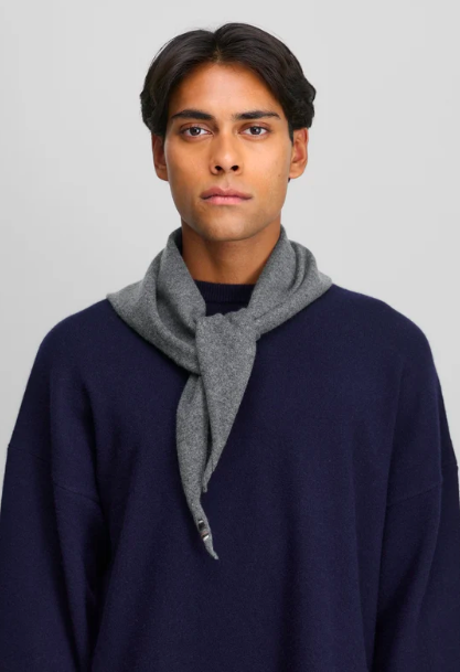 Extreme cashmere - n°35 bandana scarf