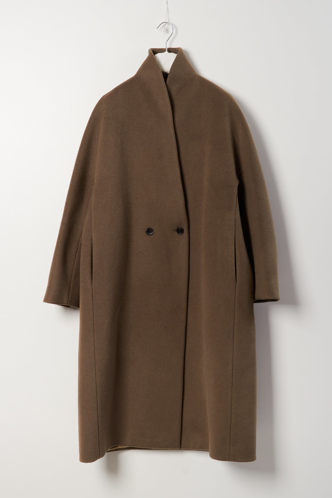 Christian Wijnants Caparis coat with shawl