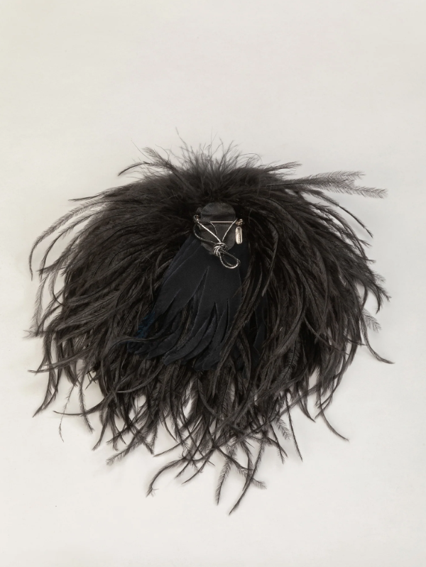 inDRESS - Meryl brooch