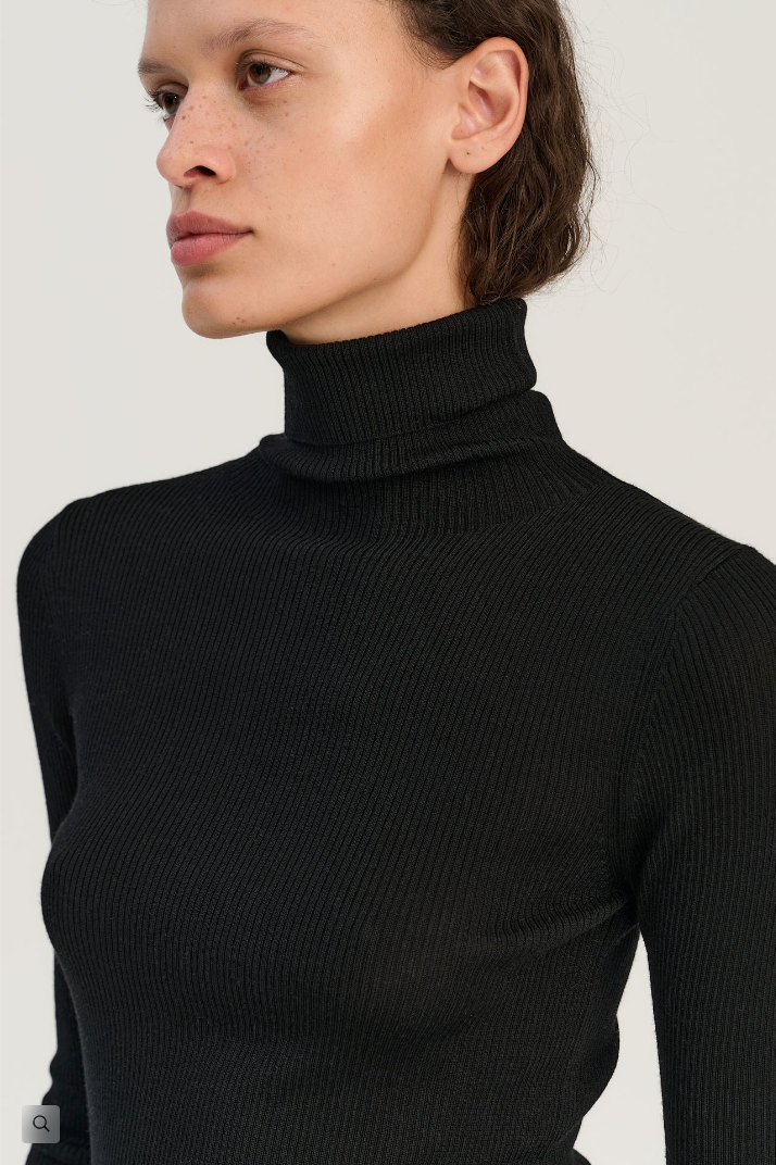 Rhea - RHEA138 Ribbed Turtleneck Merino Wool