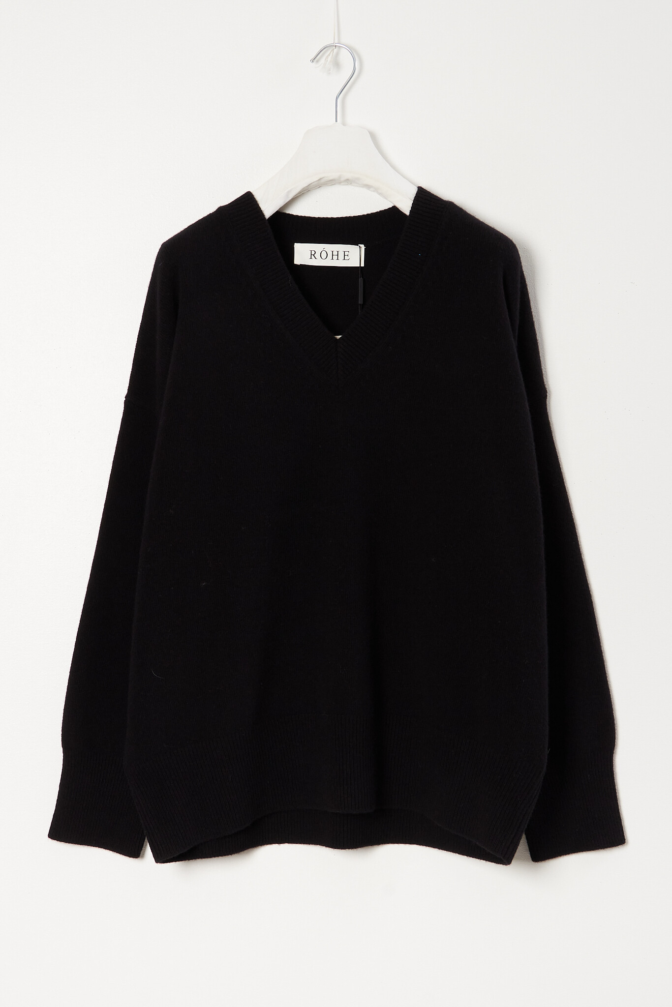 Róhe - Classic v-neck jumper