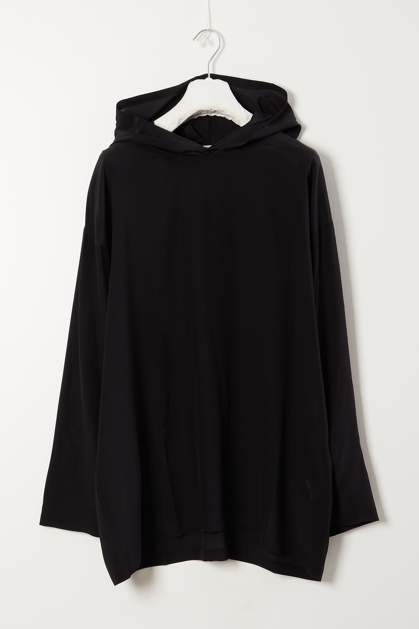 Monique van Heist - Boy XL hoodie silk