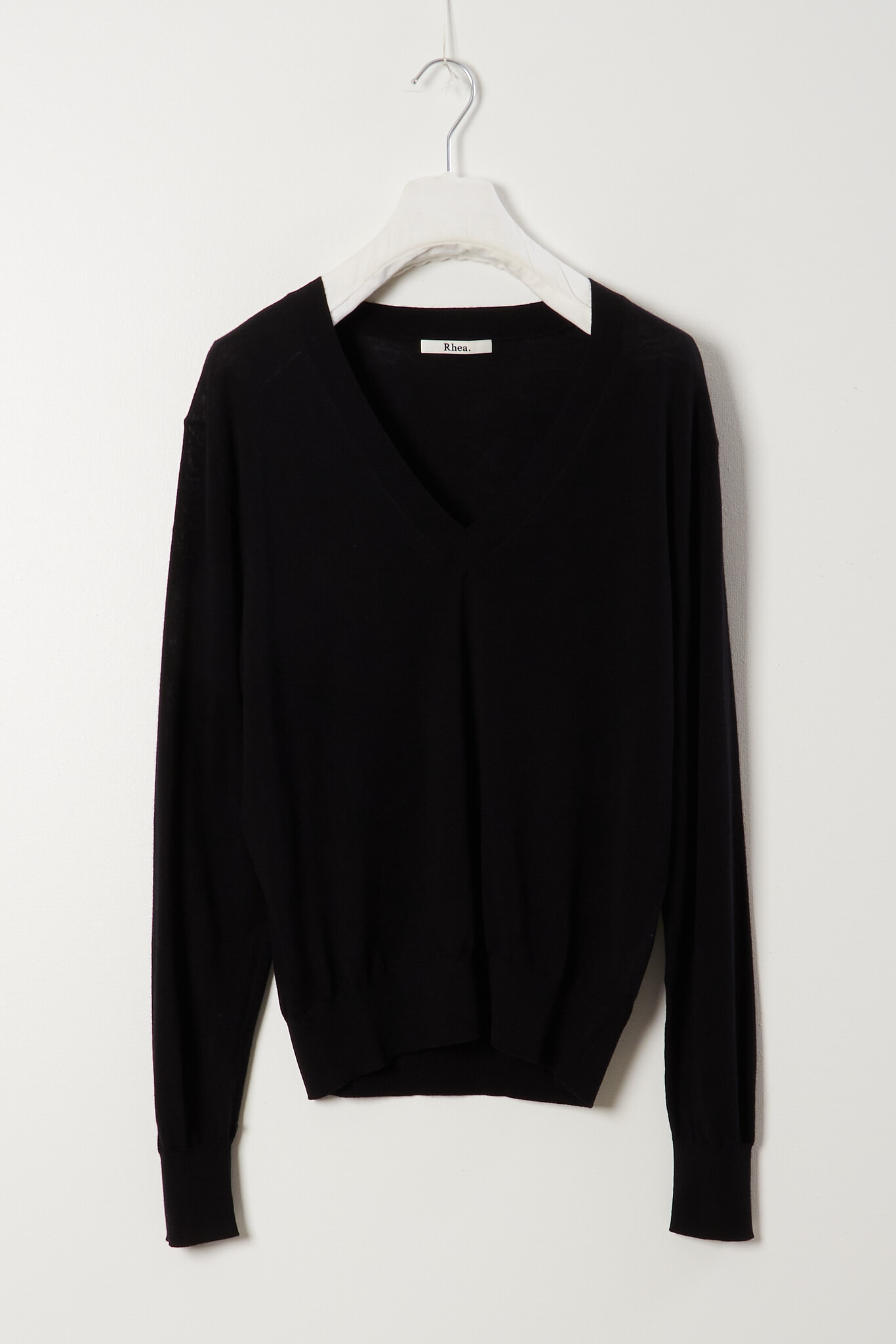 Rhea RHEA096 V Neck Merino Wool