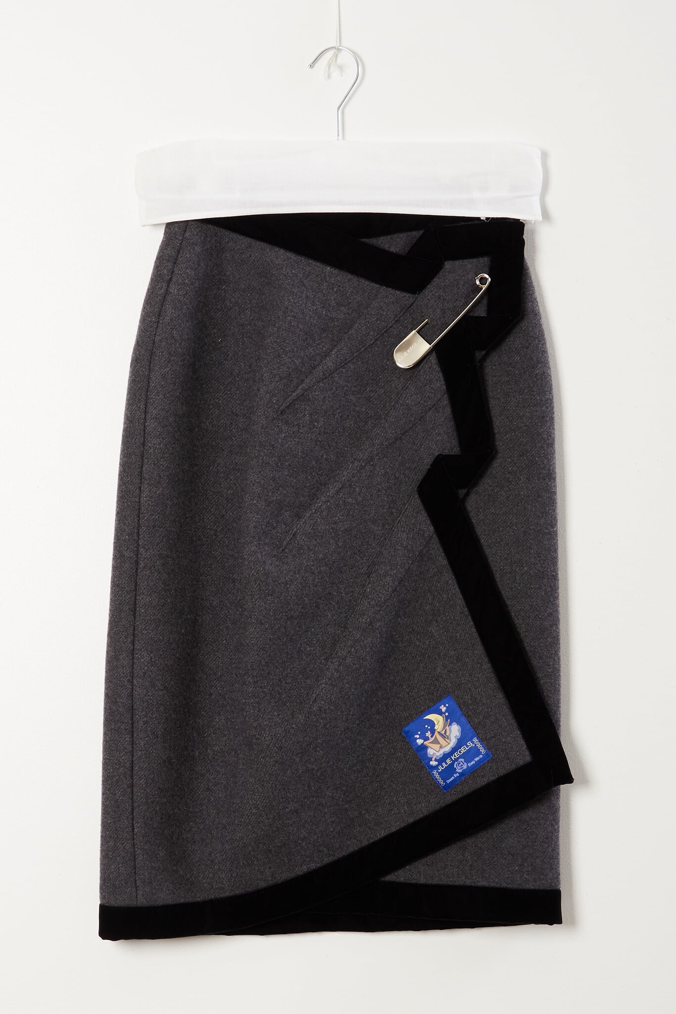 Julie Kegels - Salomiss blanket skirts