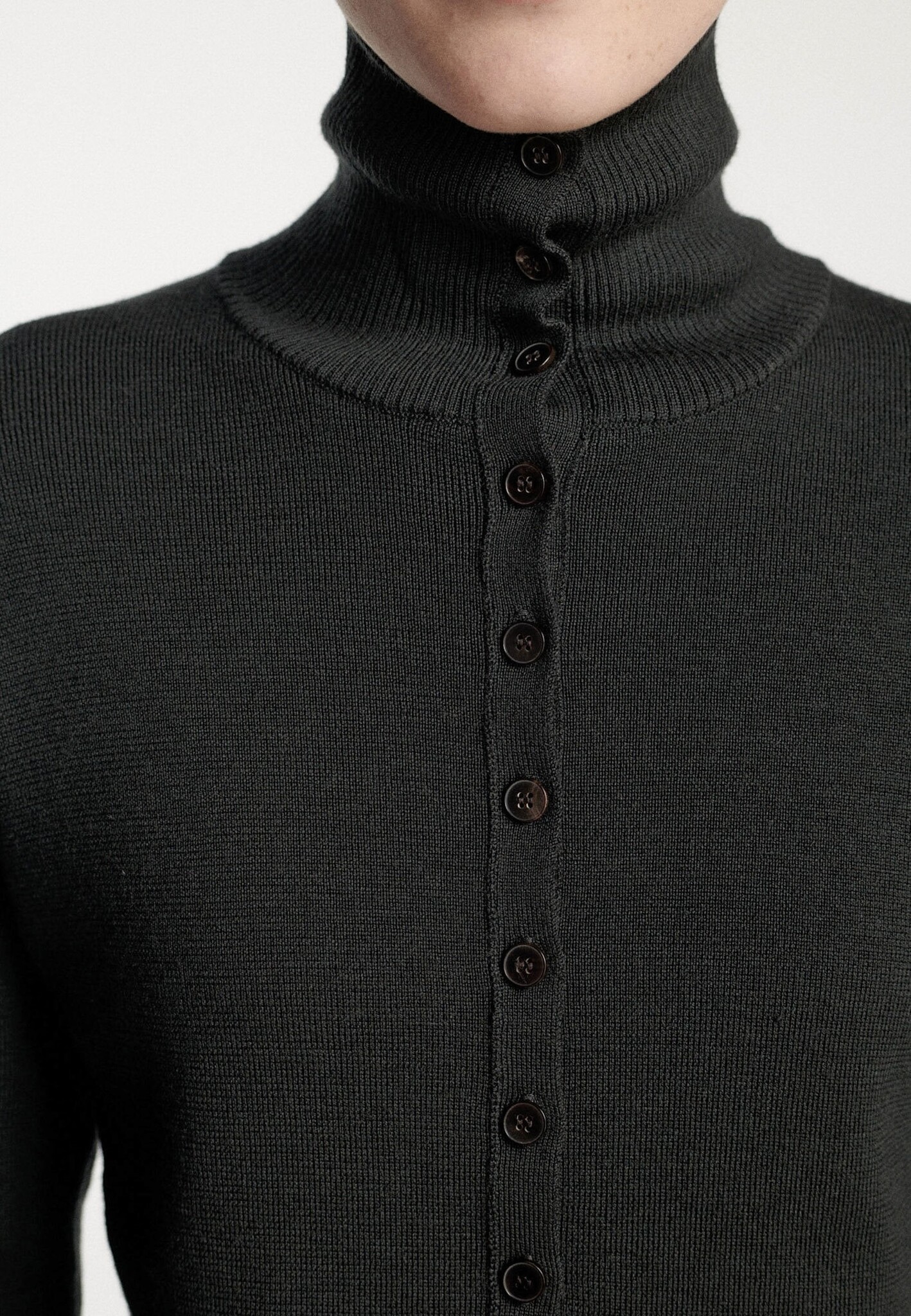 Frenken - Buttoned fitted cardigan