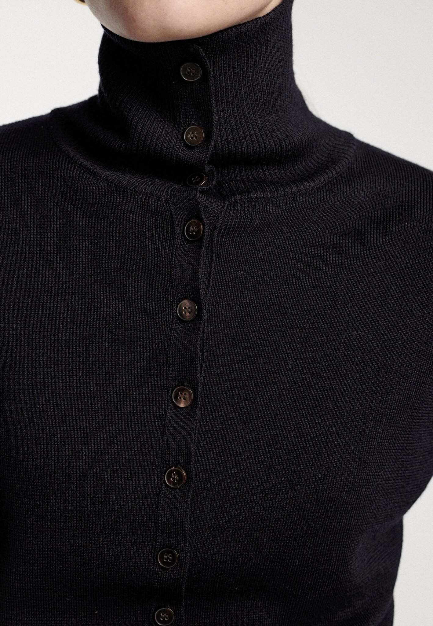 Frenken - Buttoned fitted cardigan