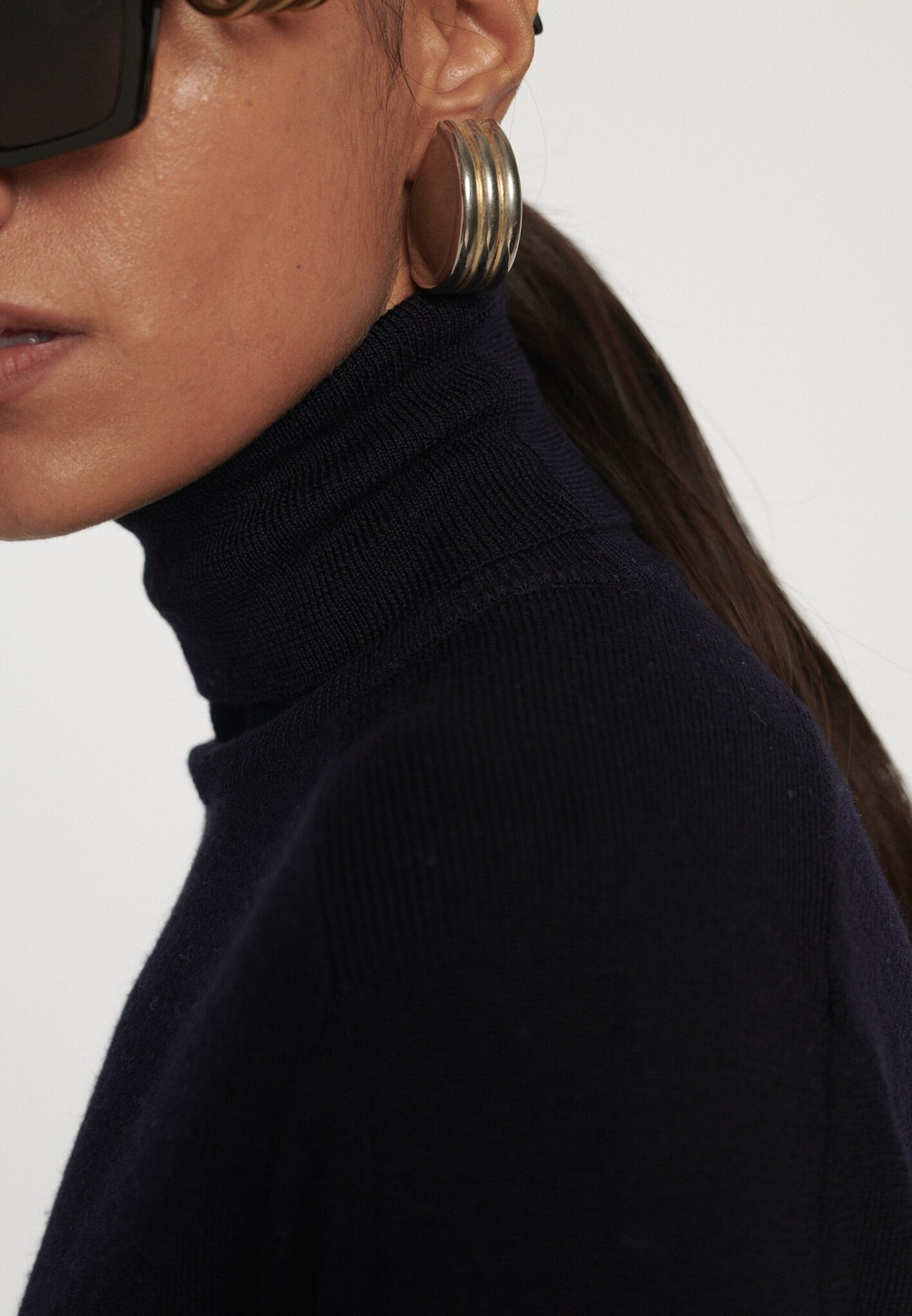 Frenken - Rent sheer knit turtle neck