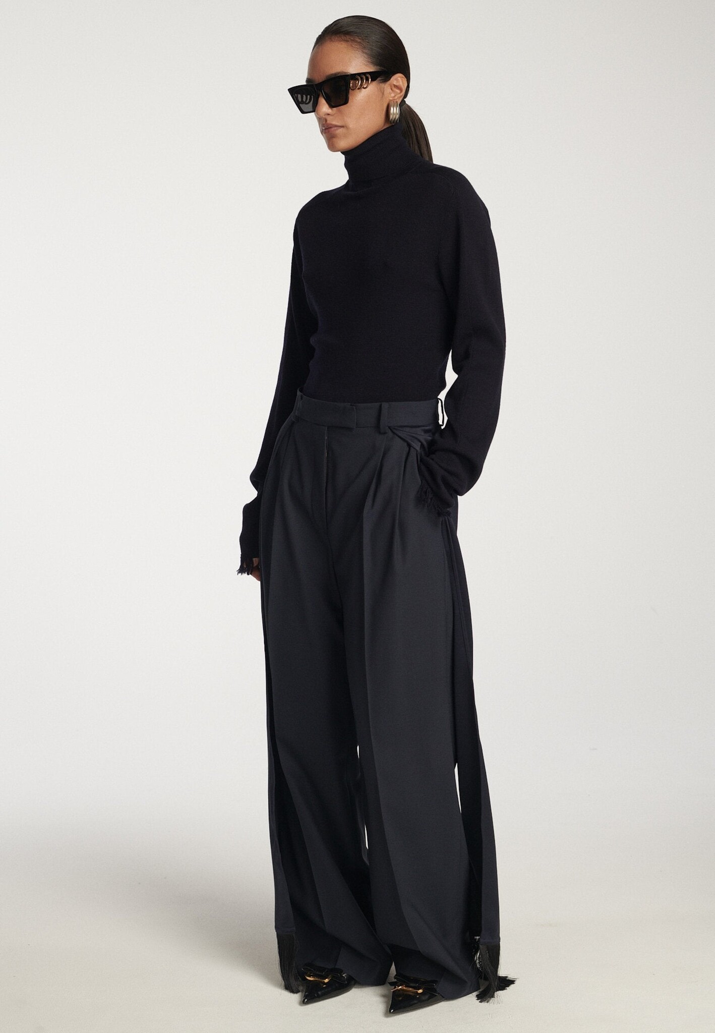 Frenken - Rent sheer knit turtle neck