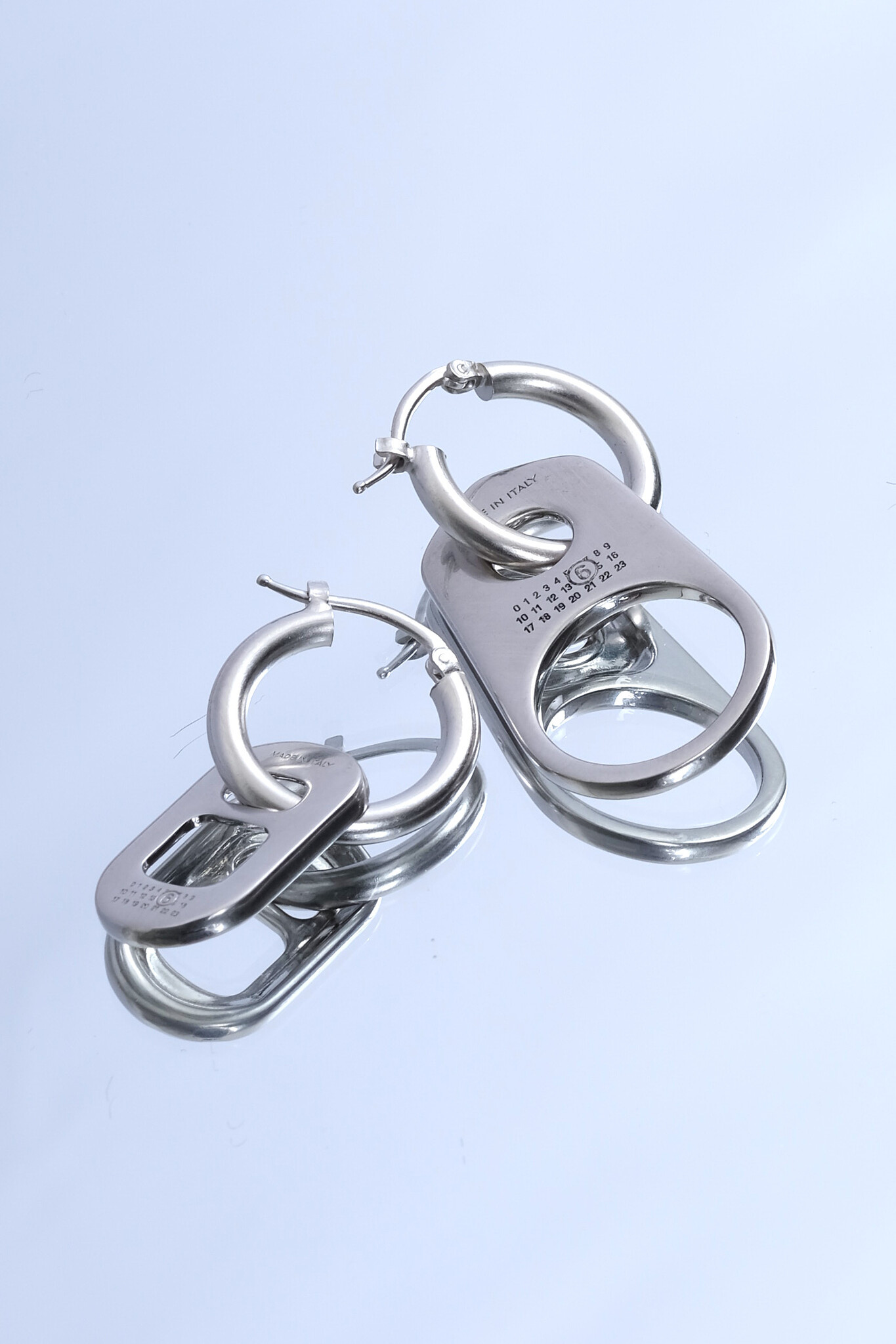 MM6 - SM6VG0124P9208 earrings