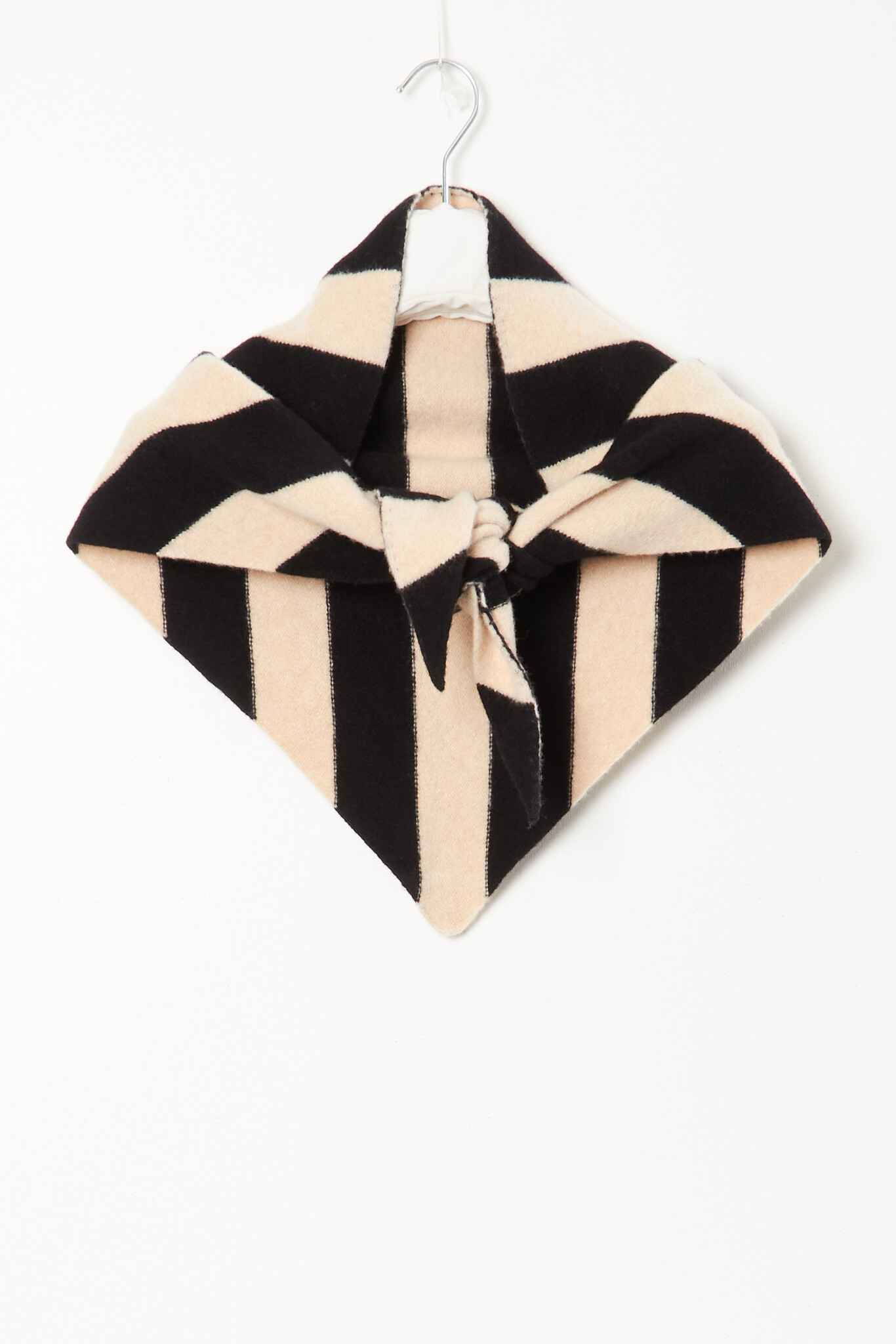 Jo Gordon - 38 BAR bandana