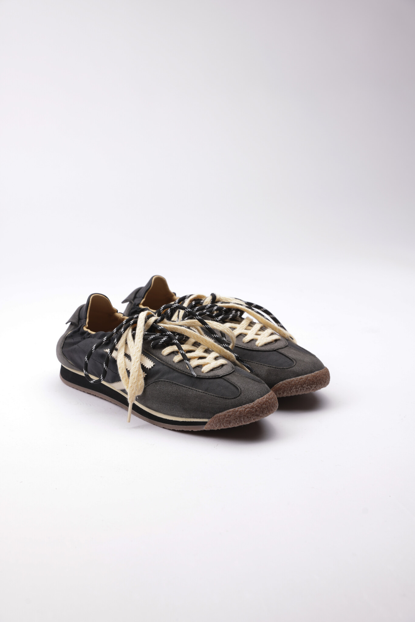 Puraai - 6.02 Panther sneakers