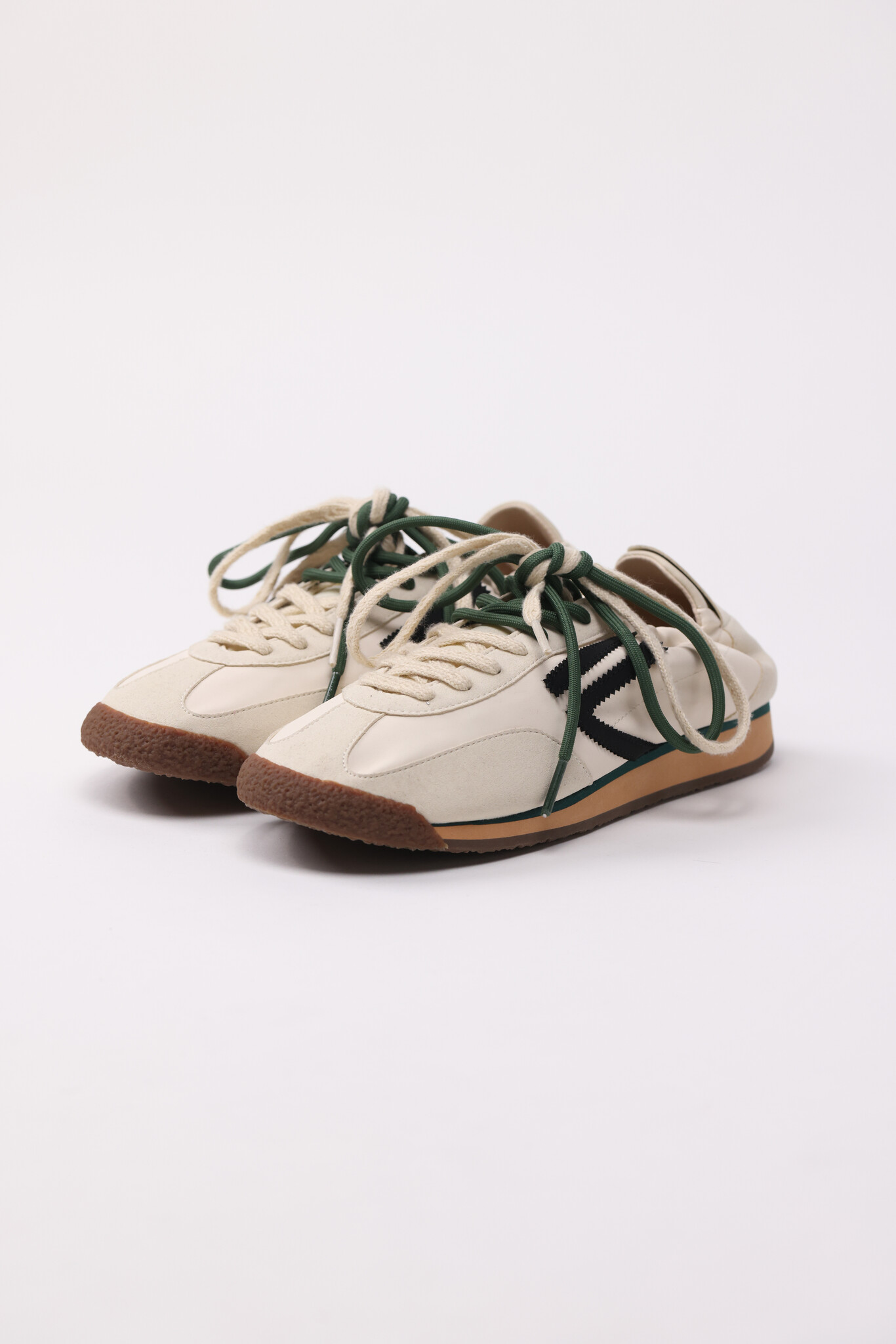 Puraai - 6.02 Panther sneakers