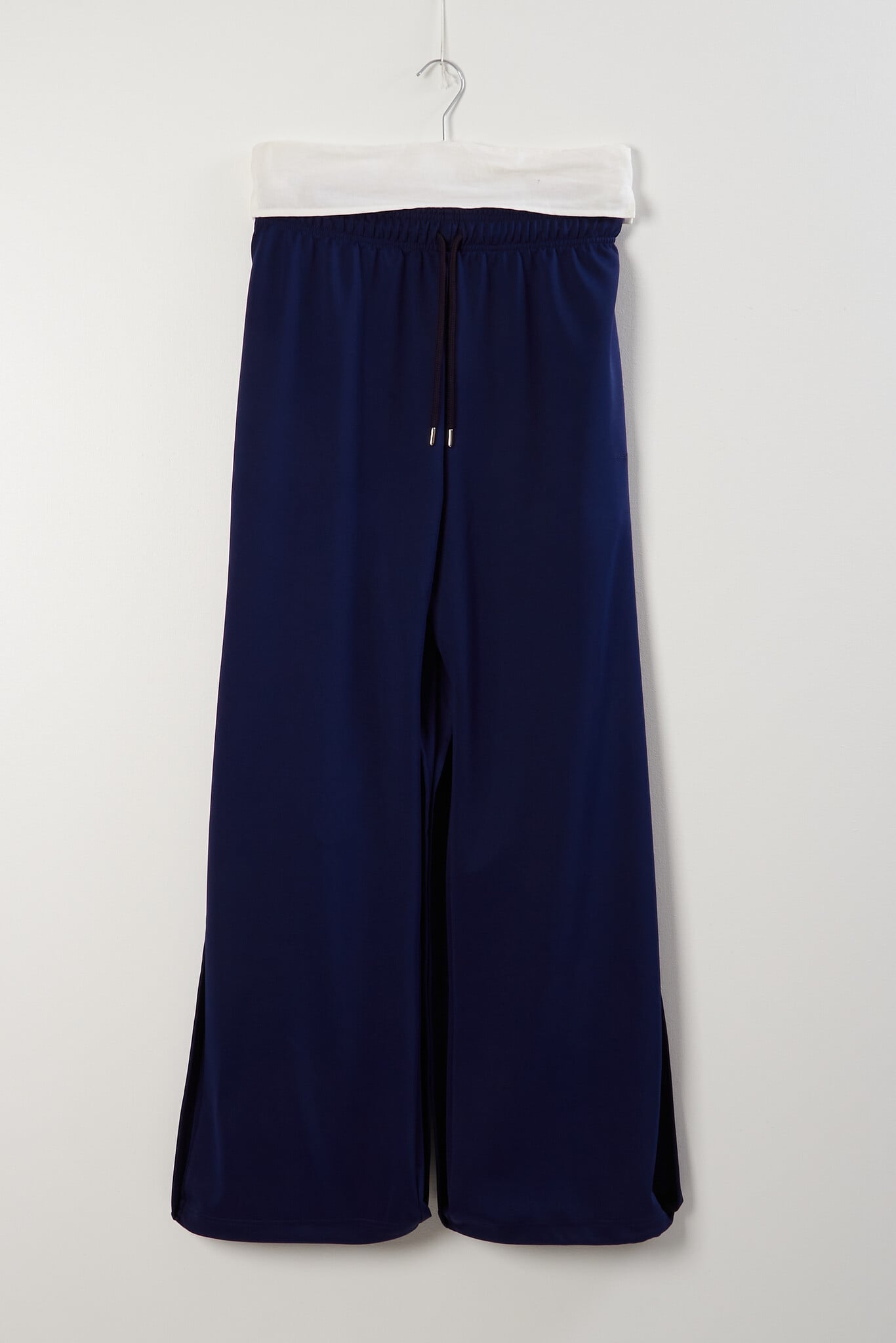 Julie Kegels - Jalla pantalon